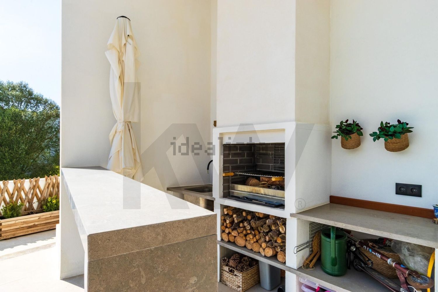 小楼房或独栋别墅出售在Rua das Lombas - 照片