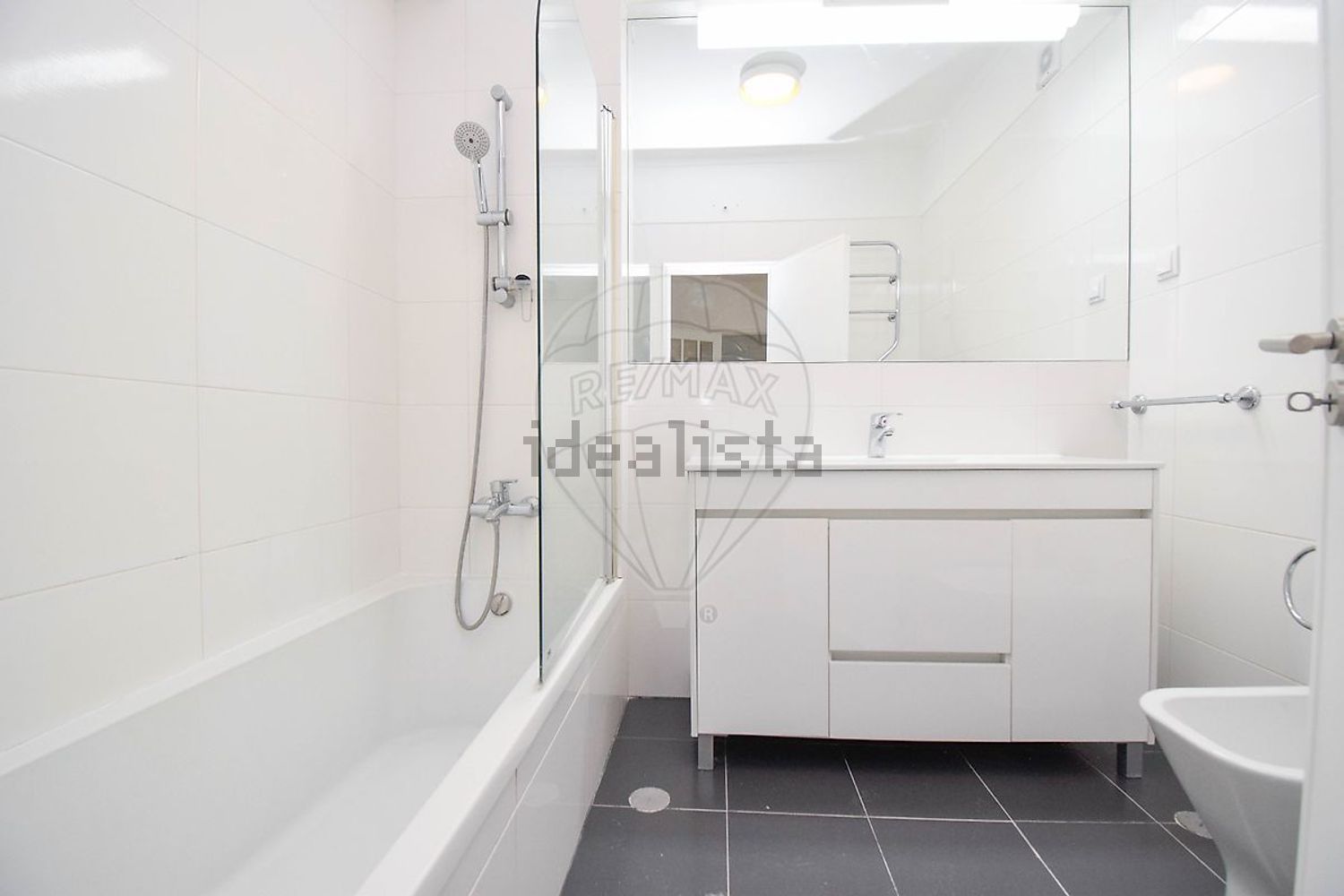 公寓 t3出售在Rua Anjos Teixeira - 卫生间