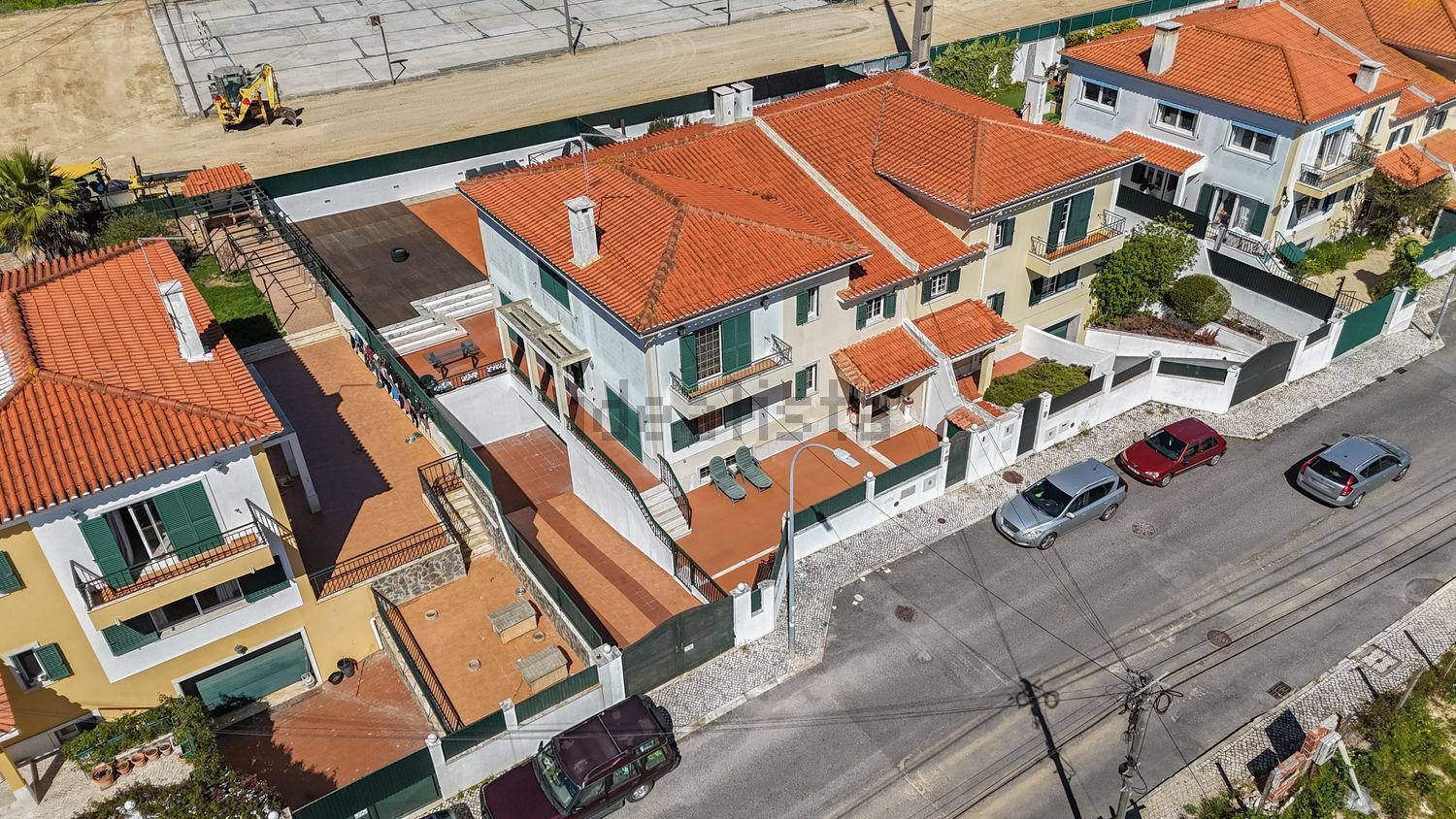 双拼别墅出售在Rua Primeiro de Maio, 3 - 照片