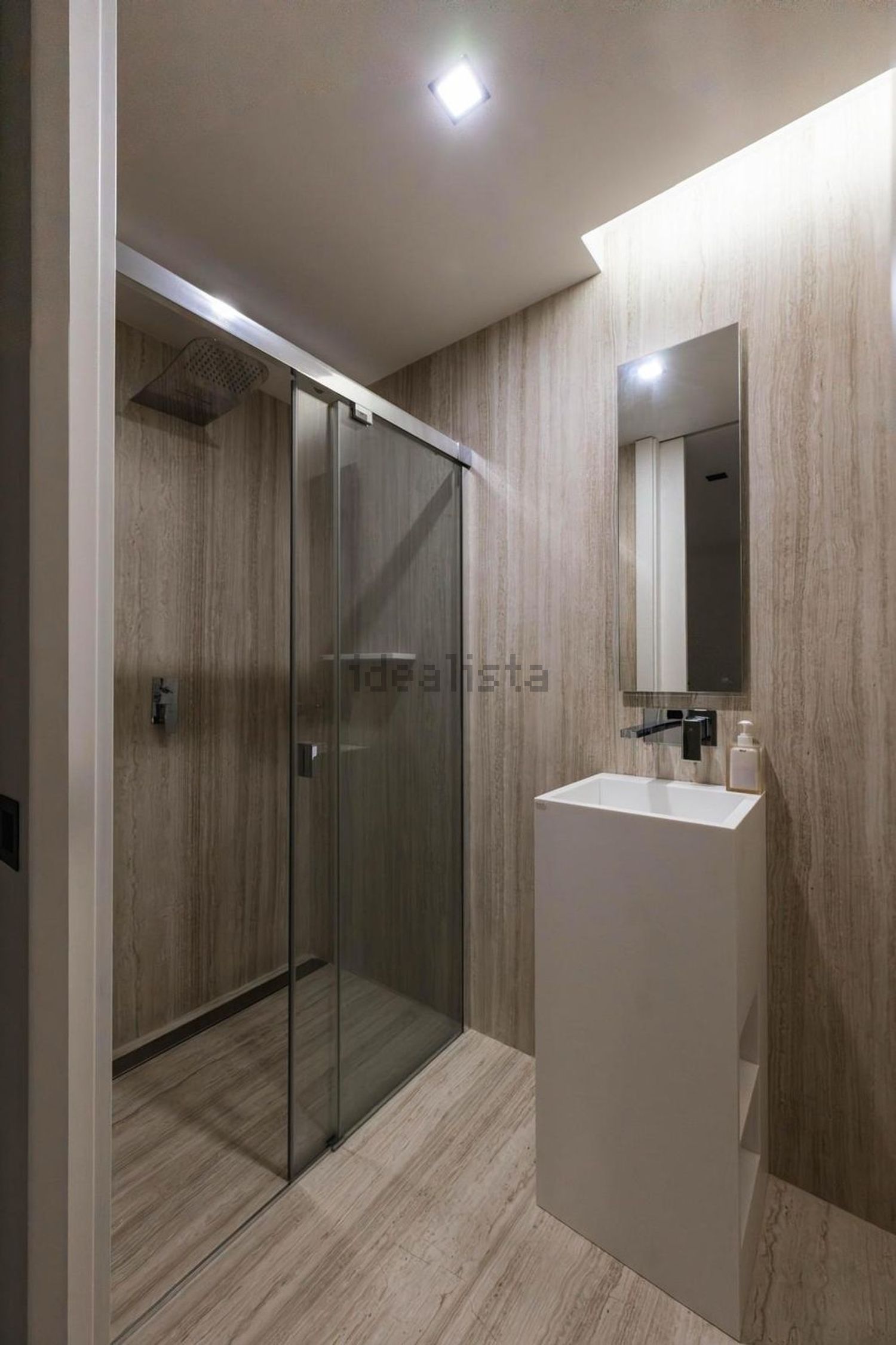 小楼房或独栋别墅出售在Rua das Mimosas - 卫生间