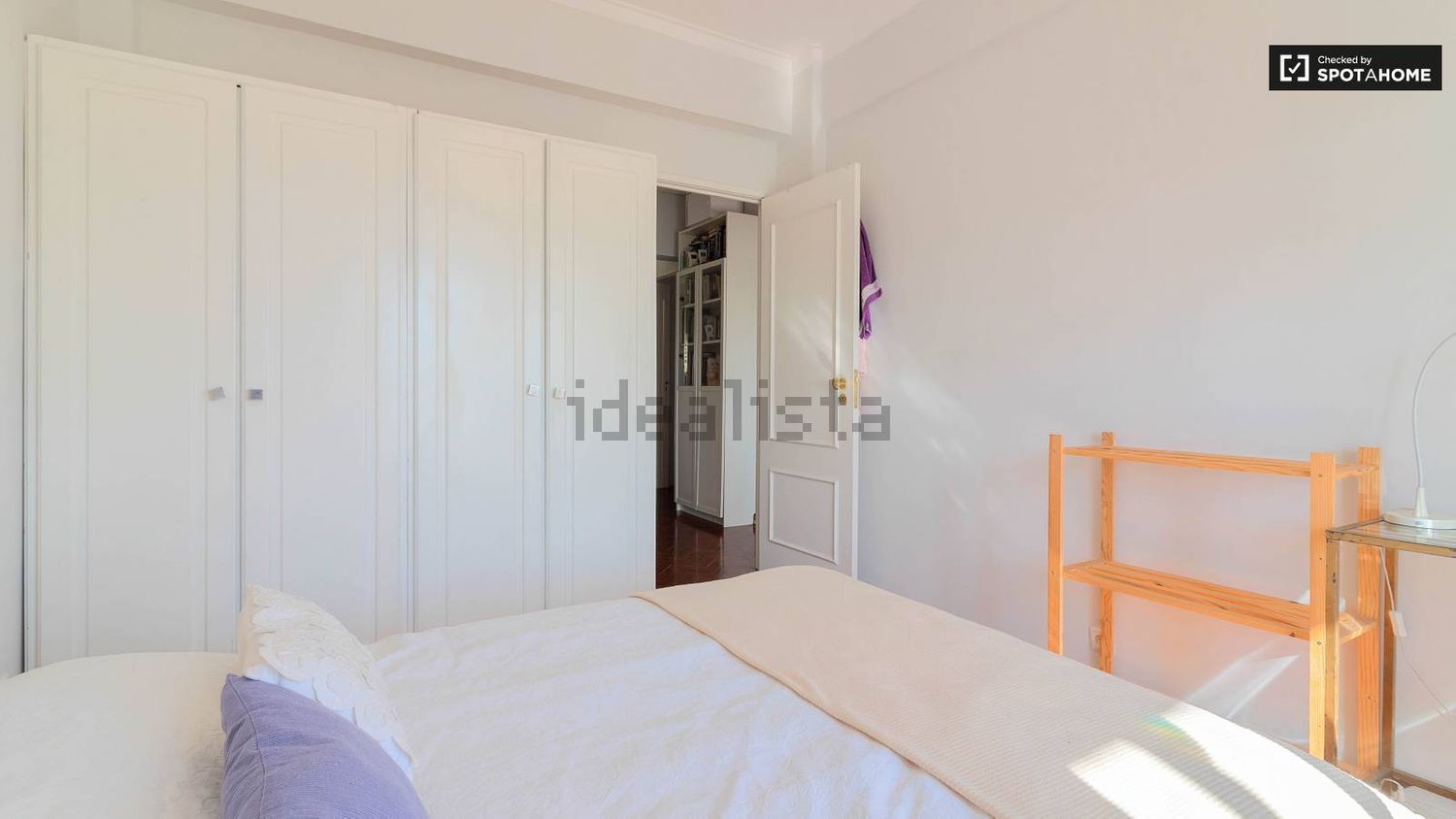 出租房间在Estrada da Luz, 100 - 室友