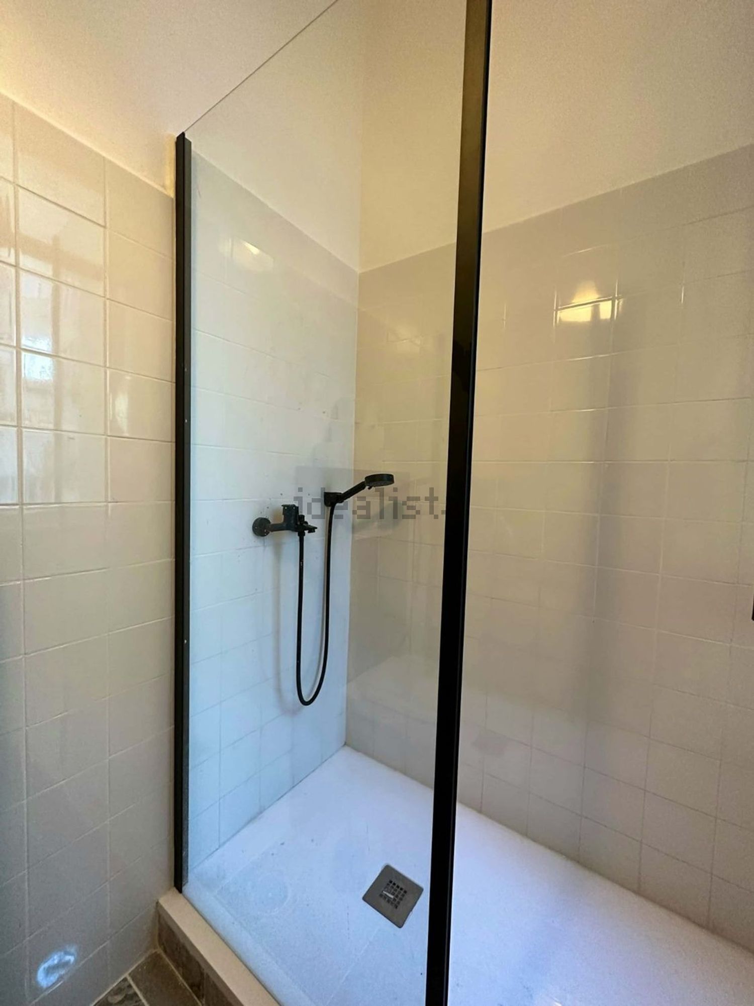 出租房间在Rua Braamcamp s/n - 卫生间