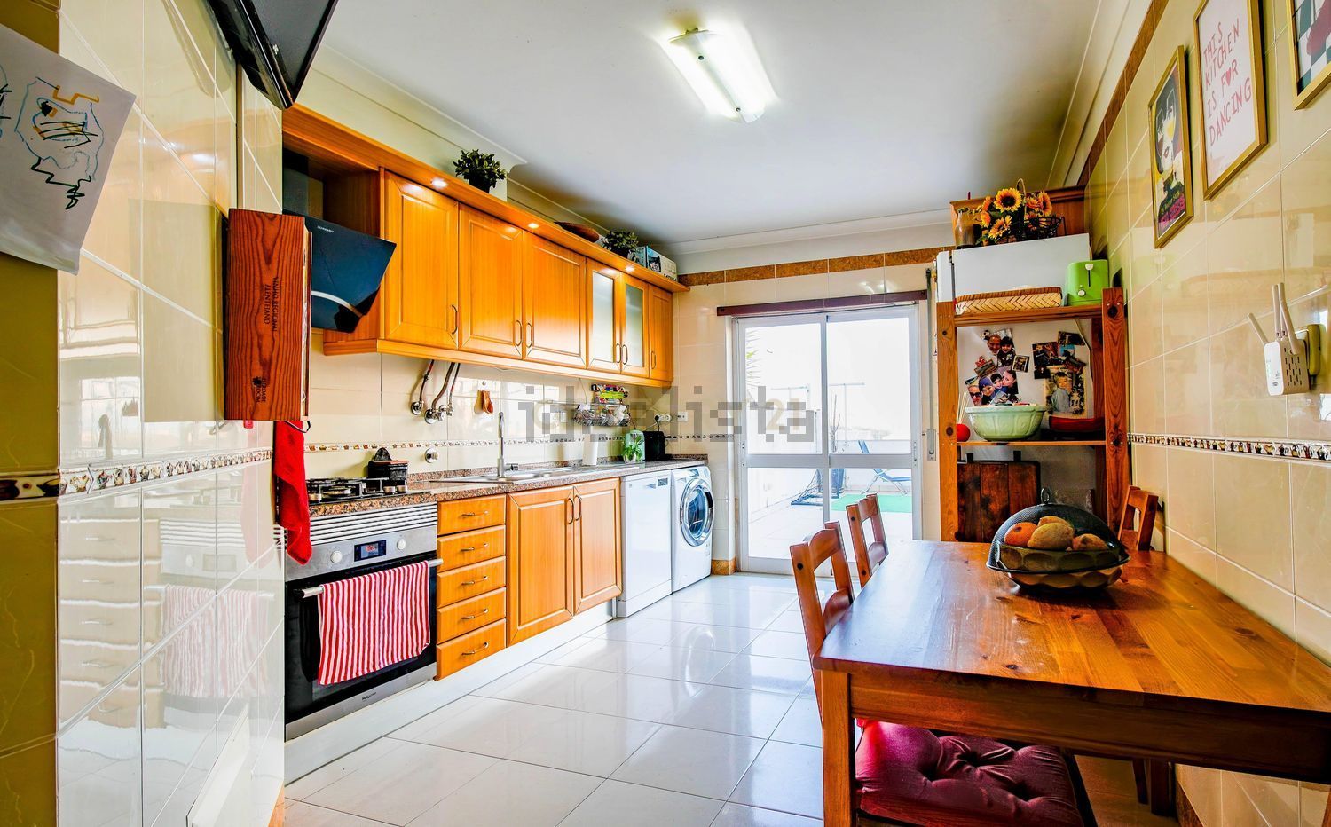 公寓 t3出售在Rua Rafael Bordalo Pinheiro, 18 - 厨房