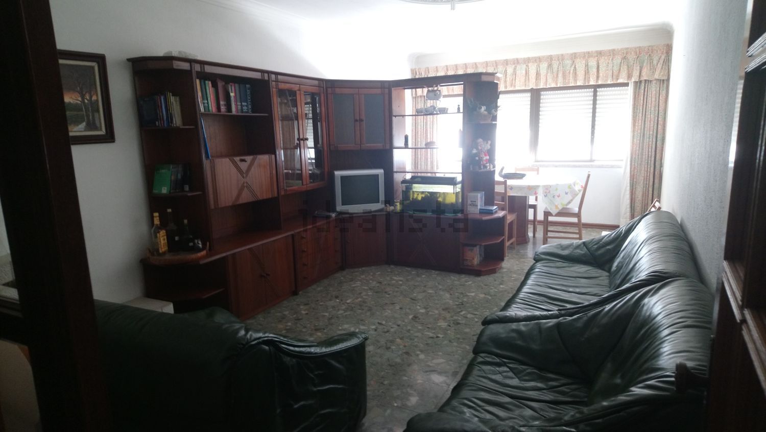 出租房间在Avenida Azedo Gneco, 26 n - 客厅