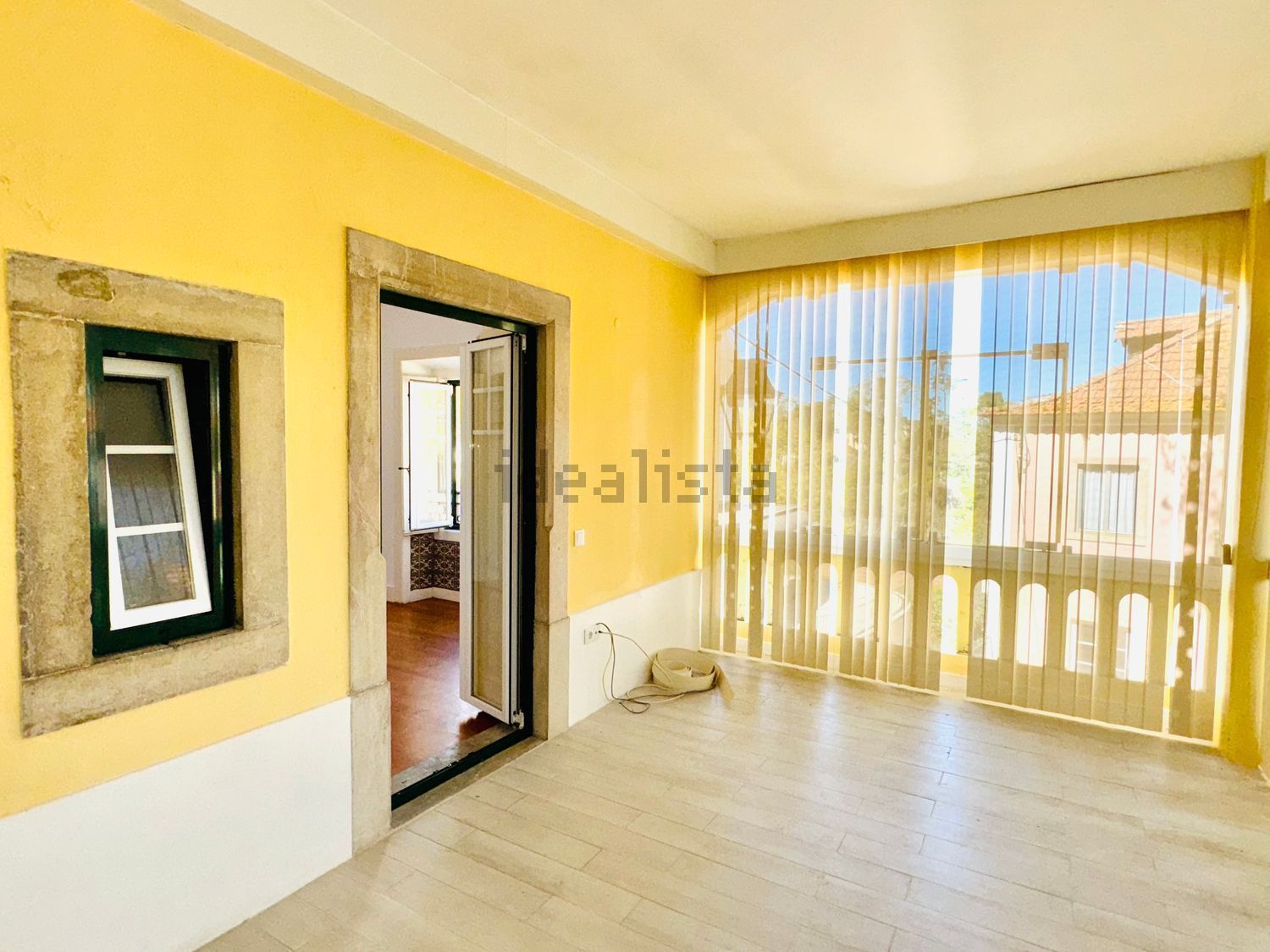 出租公寓 t4在Rua Doutor Alfredo da Costa, 92 - 客厅