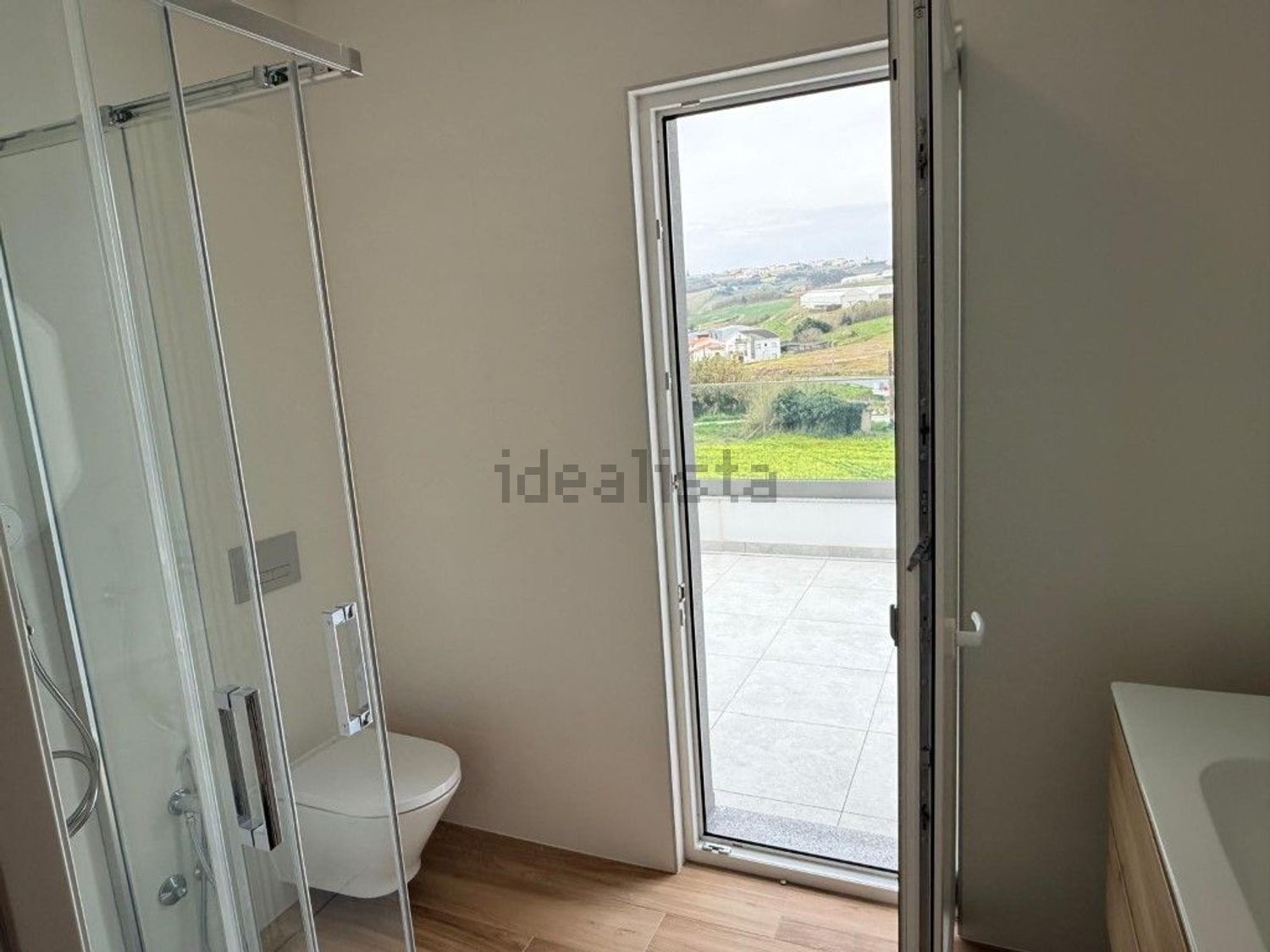 小楼房或独栋别墅出售在Rua dos Pedros - 卫生间