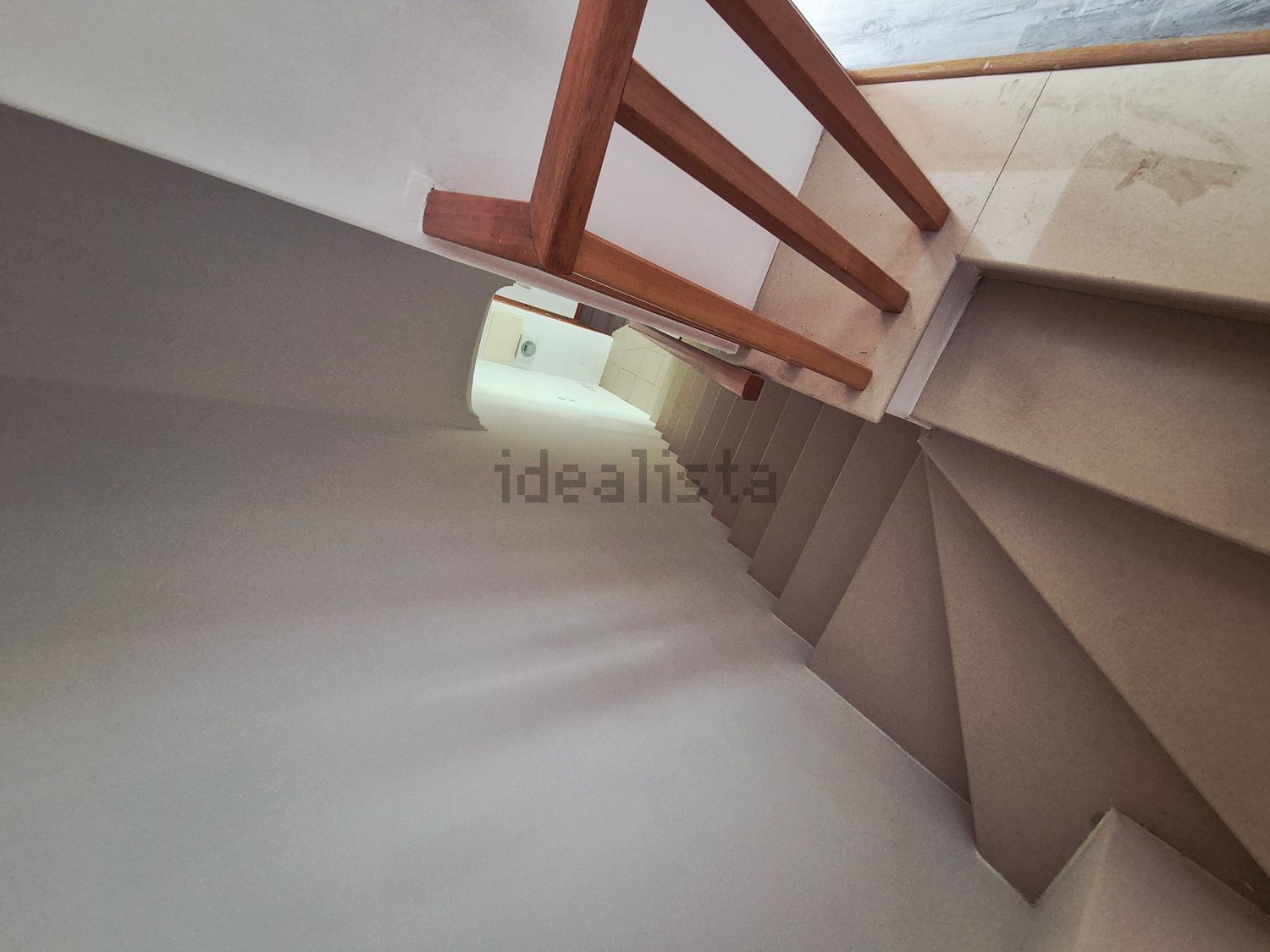 出租联排别墅在Rua Moinho Novo - 酒窖