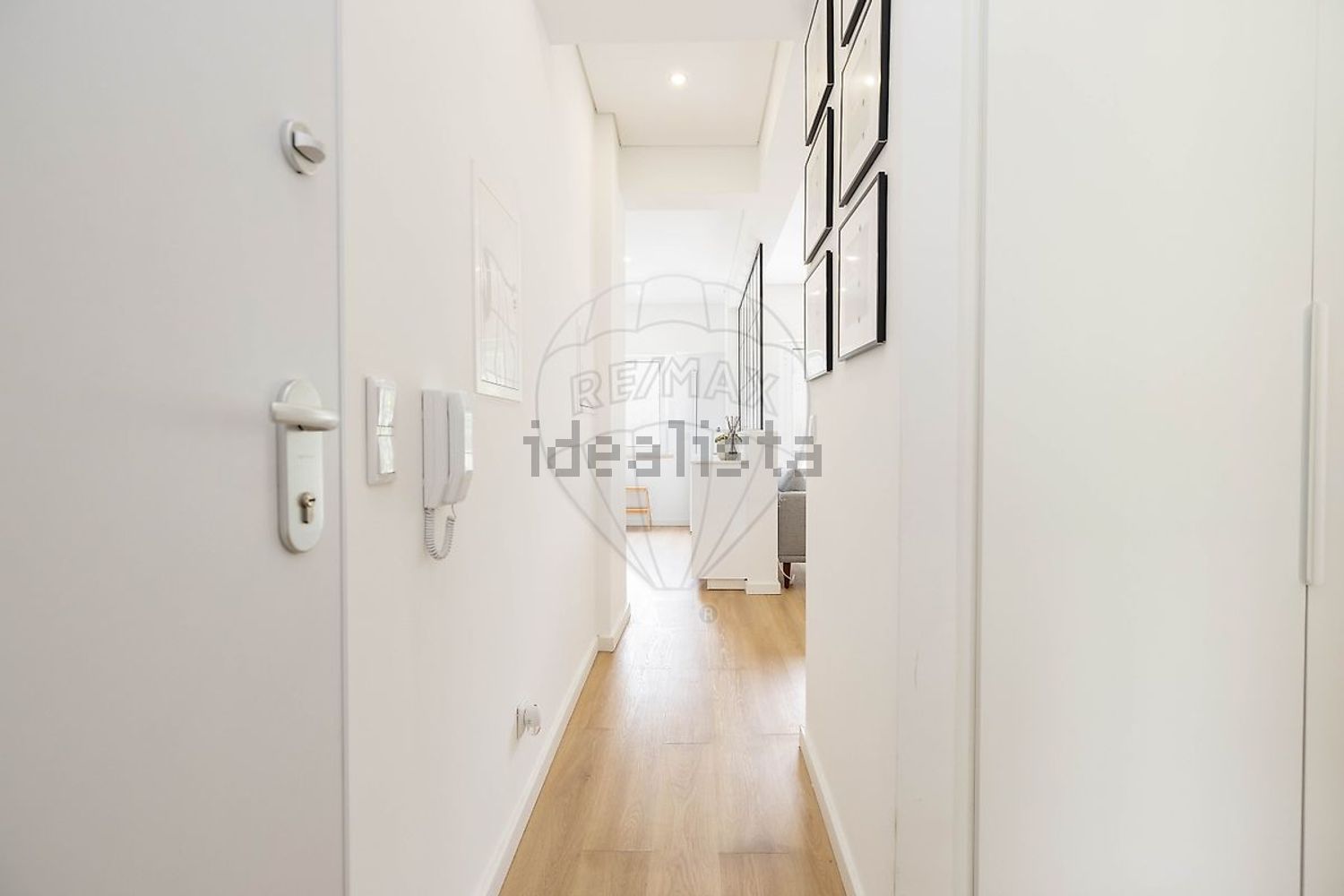 公寓 t2出售在Rua Salvador Allende - 过道