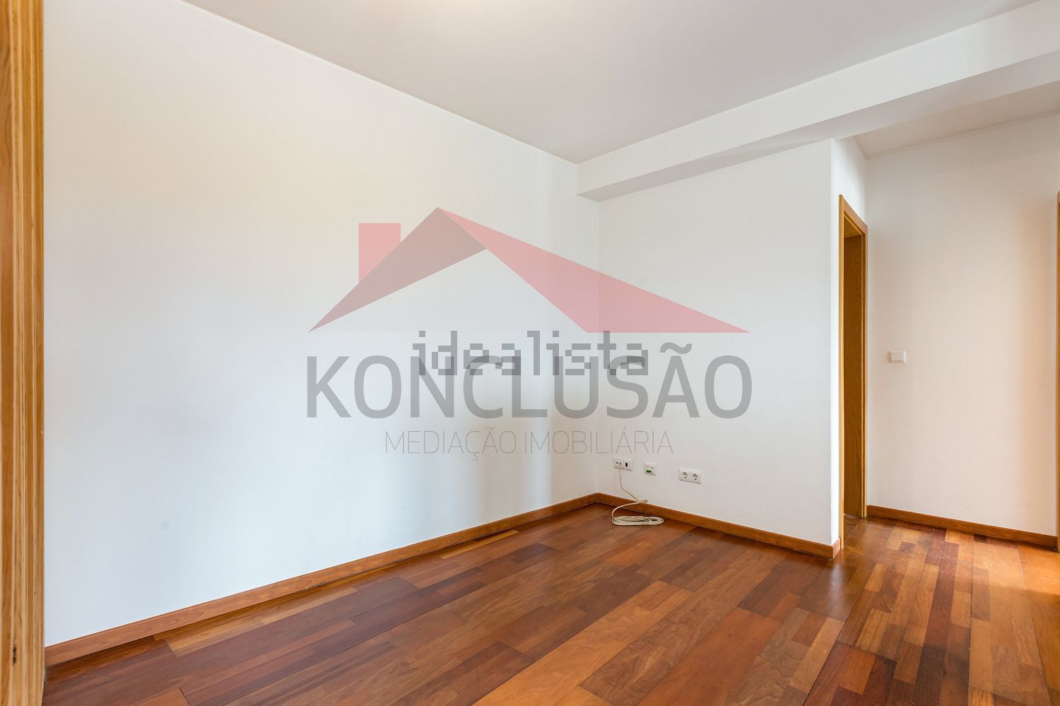 出租复式公寓在Bairro dos Mojões - 卧室