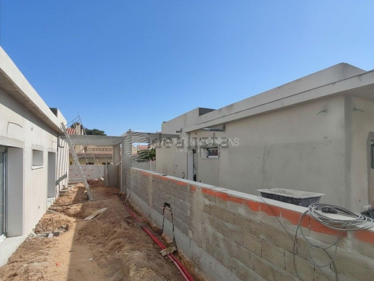 小楼房或独栋别墅出售在Pinhal do General - 照片