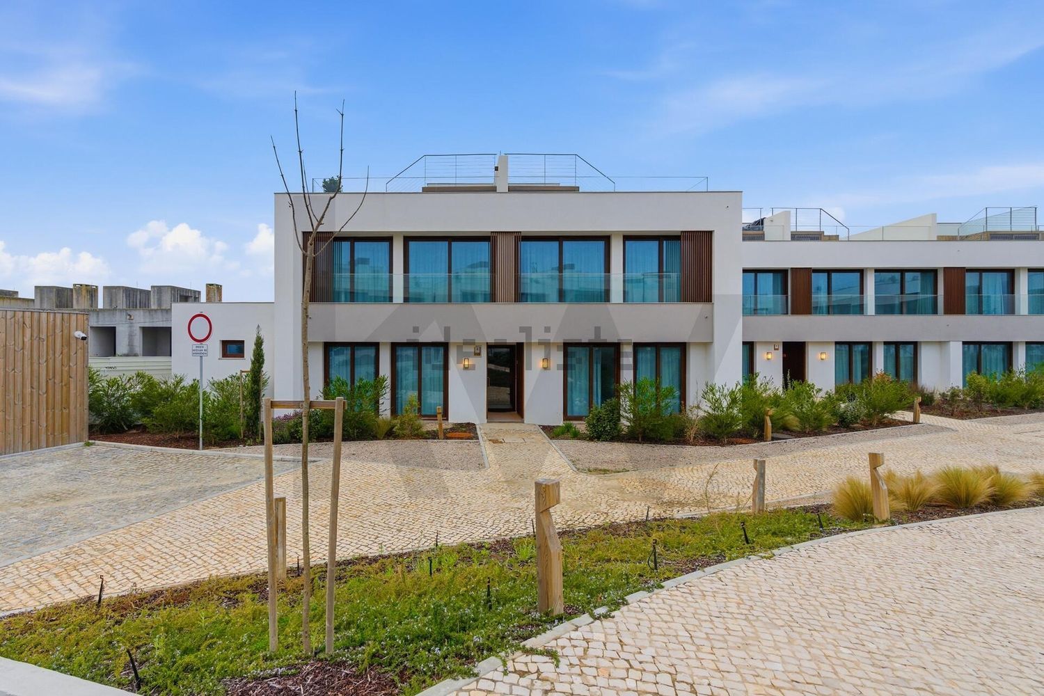 顶层公寓出售在Rua Candido da Silva, 1 - 外立面