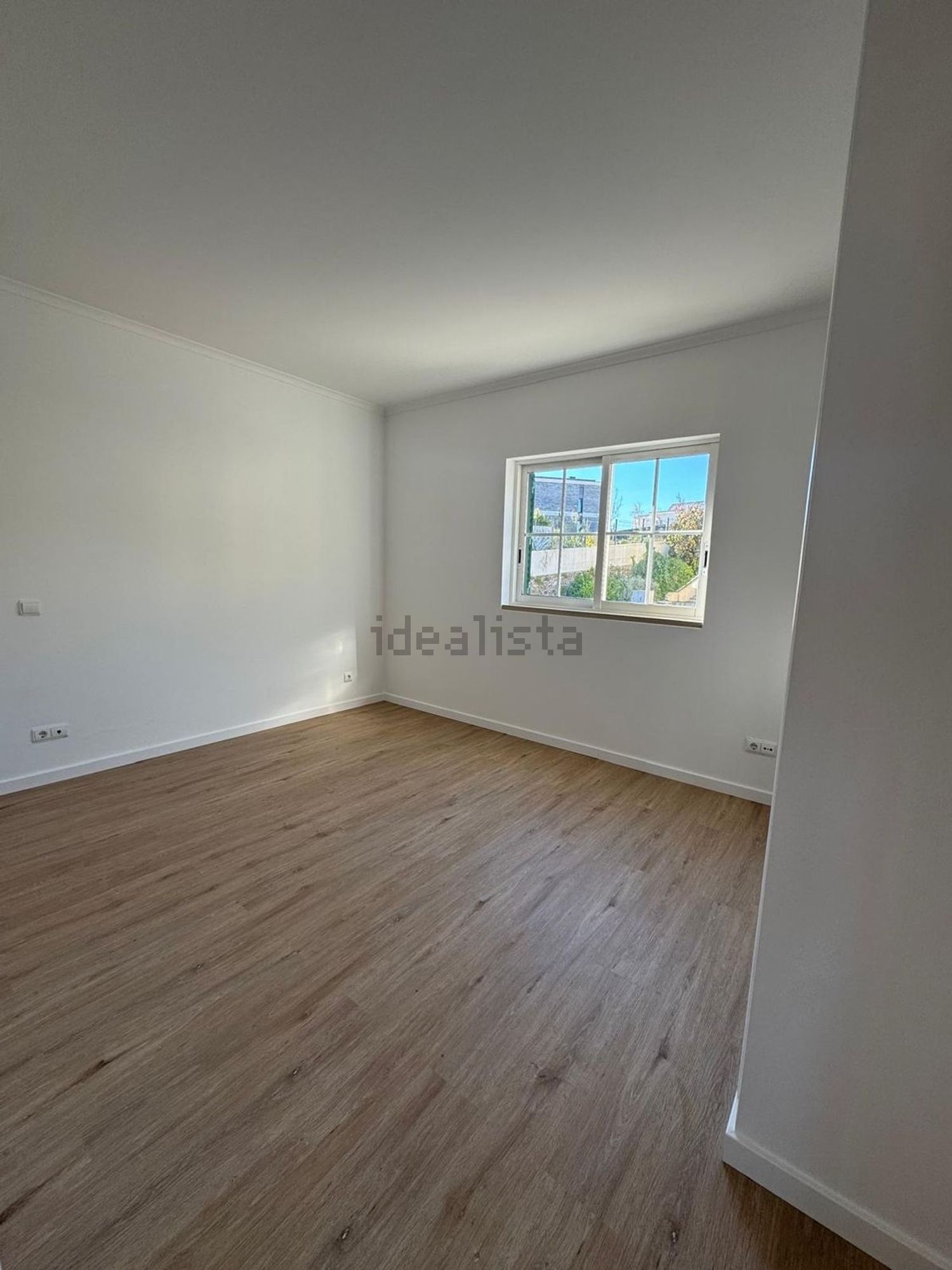 出租公寓 t1在Rua Almada Negreiros, 14 - 卧室