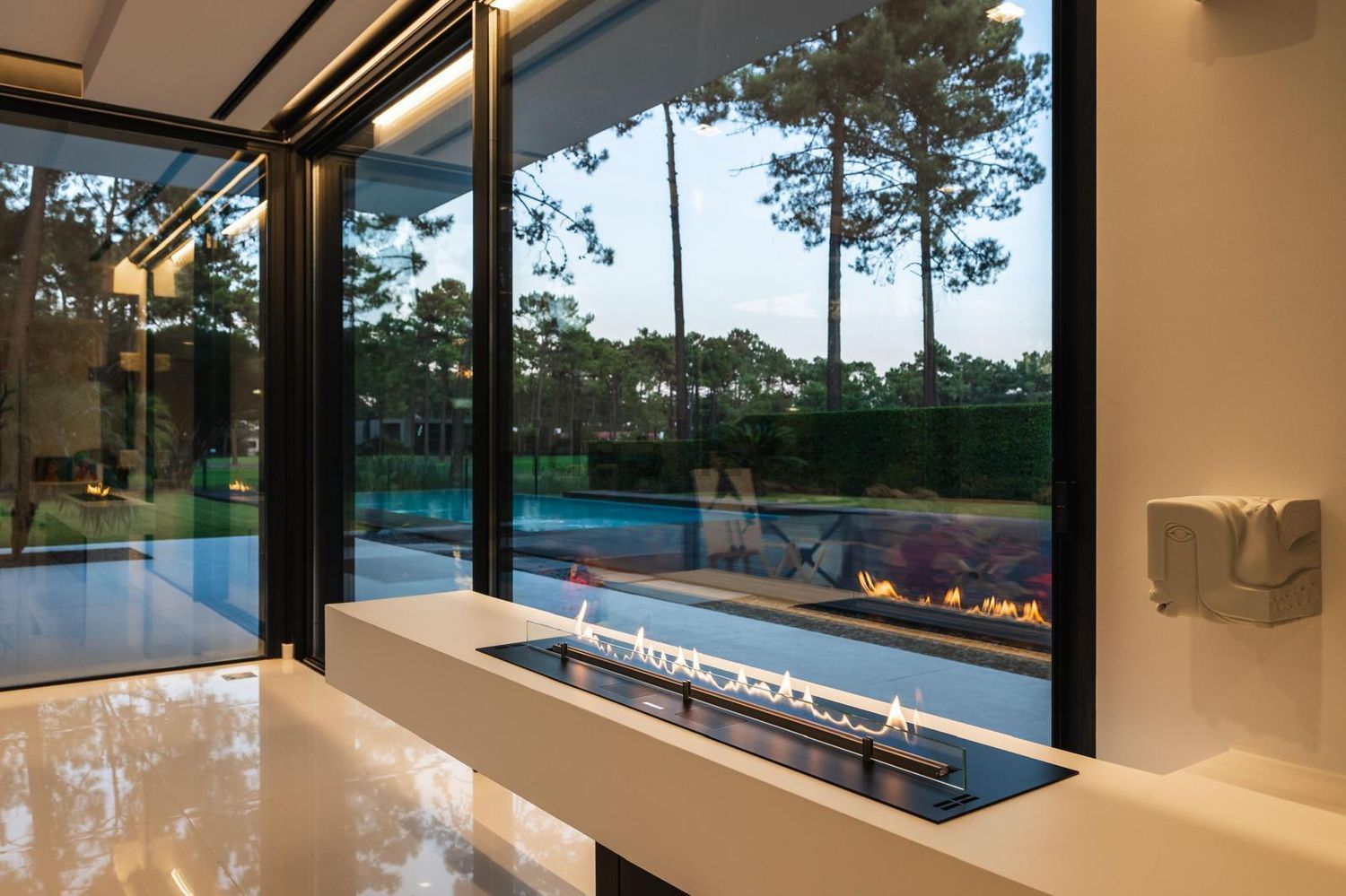 小楼房或独栋别墅出售在Rua das Mimosas - 游泳池