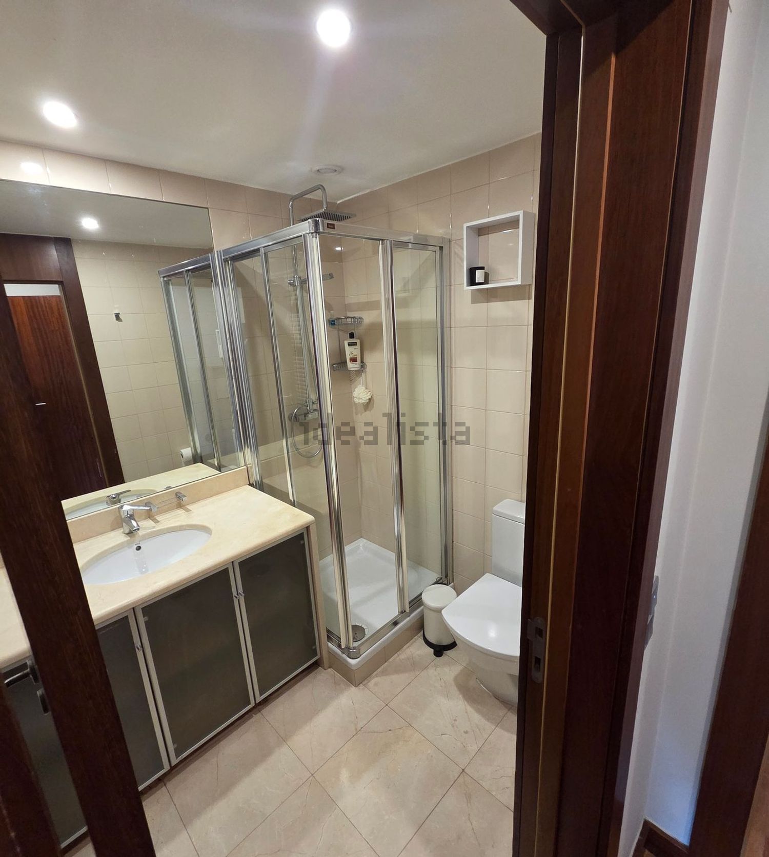 出租公寓 t2在Avenida Sérgio Vieira de Mello, 4 - 卫生间