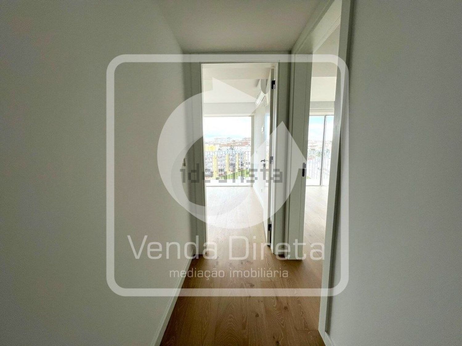 出租公寓 t2在Rua Bombeiros Voluntários do Barreiro, 17 - 过道