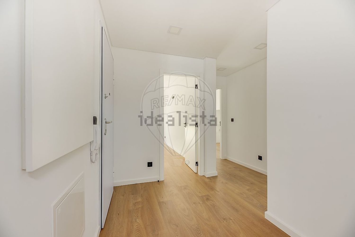 公寓 t3出售在Praceta Heróis de Aljubarrota. - 过道