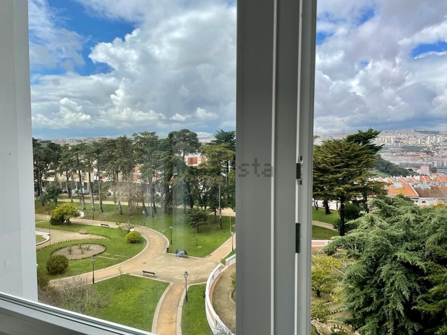 公寓 t3出售在Alameda António Sérgio, 7 - 厨房