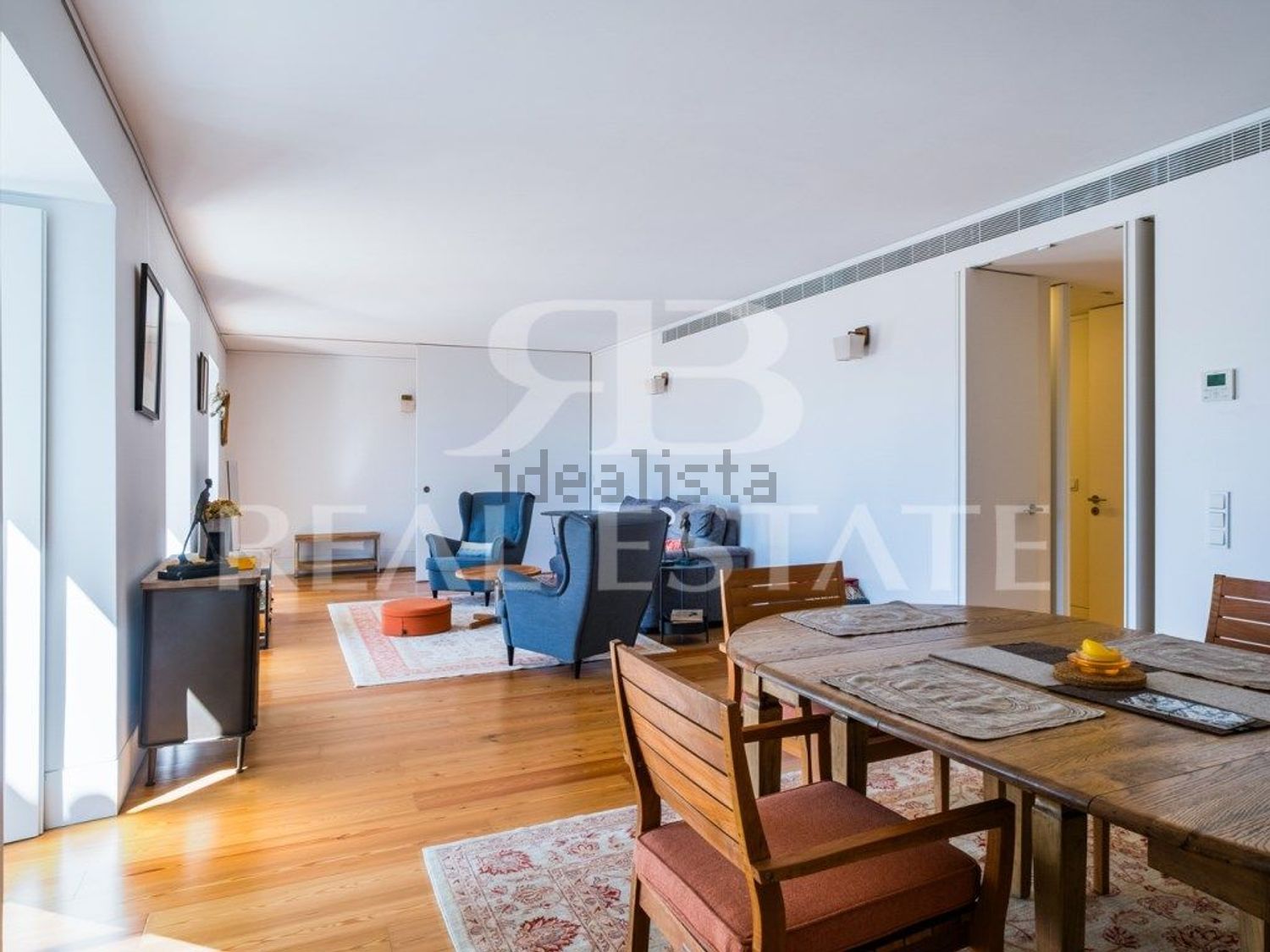 公寓 t3出售在Rua António Maria Cardoso, 11 - 客厅