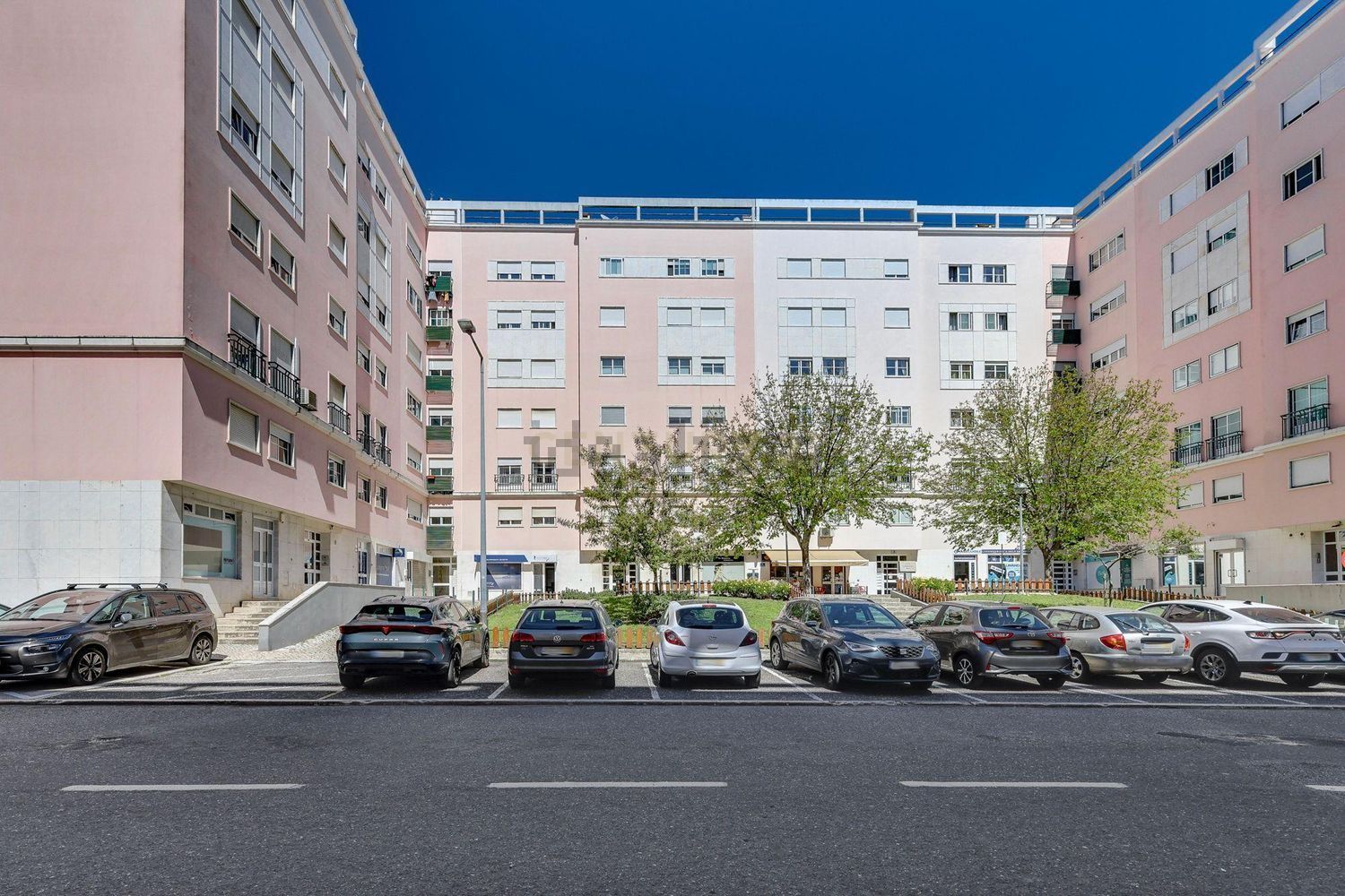 公寓 t3出售在Praceta Fernando Pessa, 5 - 视线