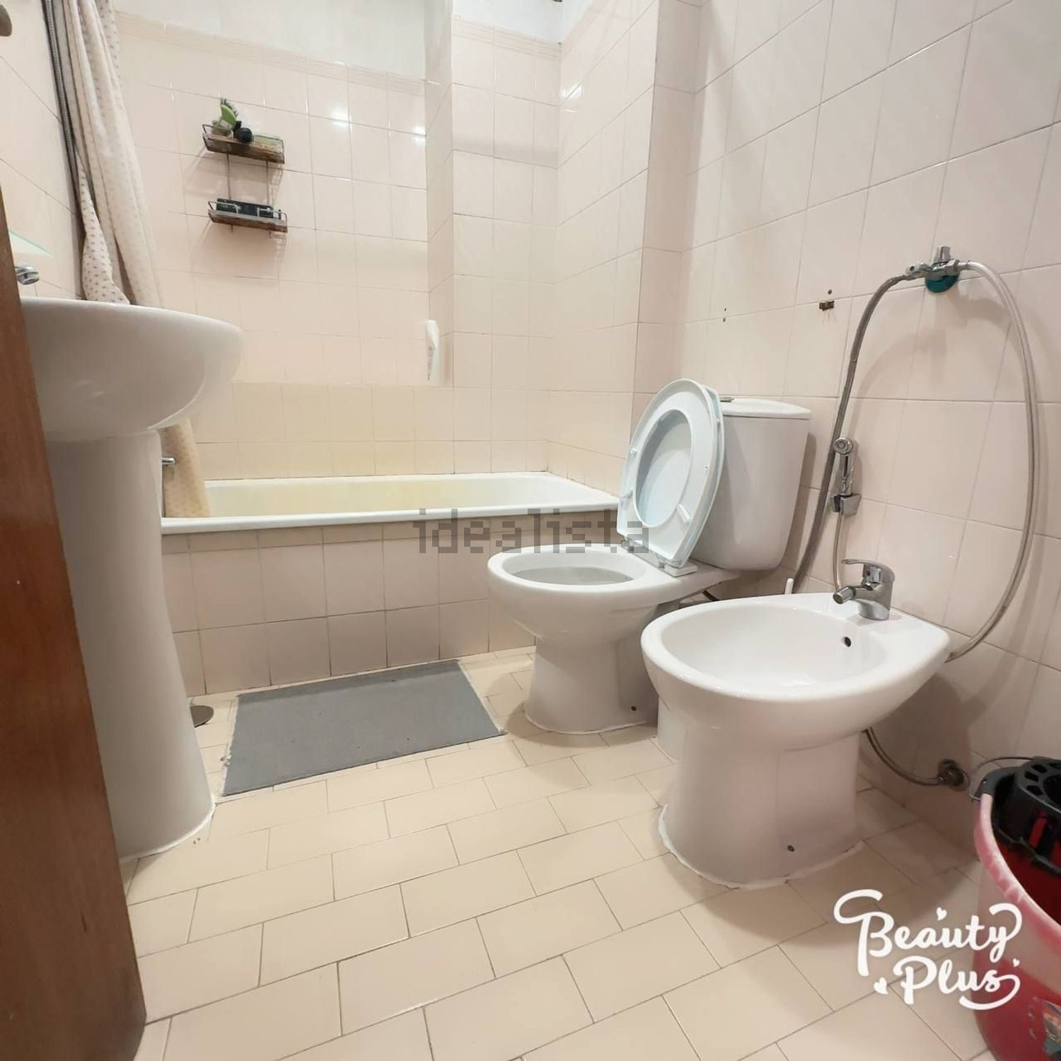 出租房间在Rua Damião de Góis 16, 13 - 卫生间