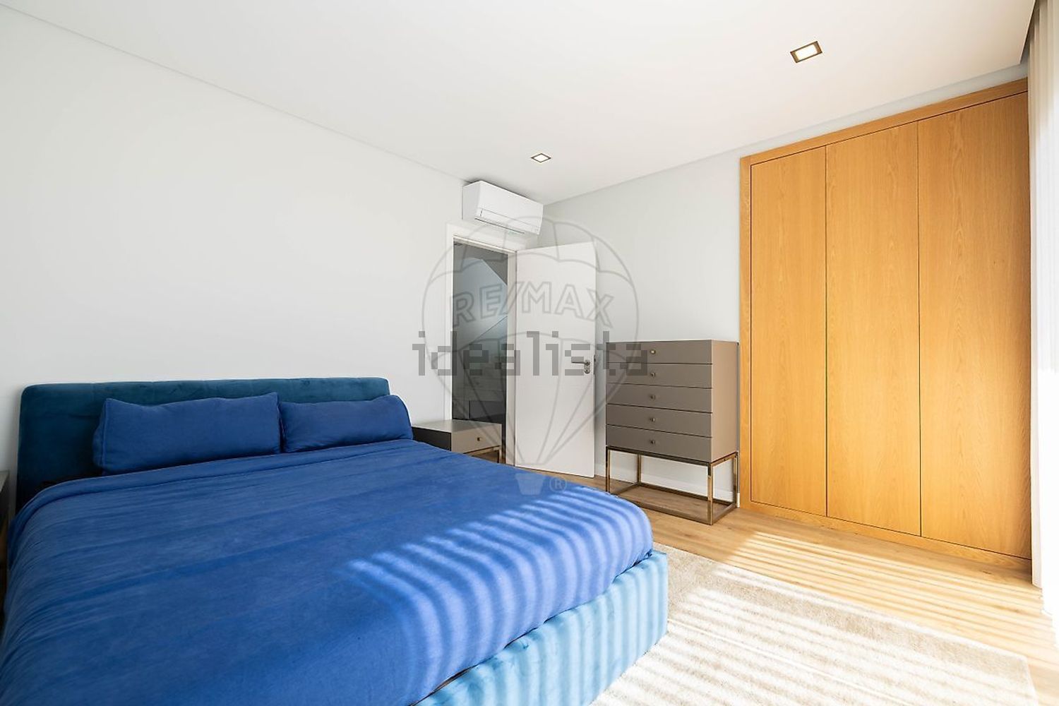 出租小楼房或独栋别墅在Rua Almeida Garrett - 卧室