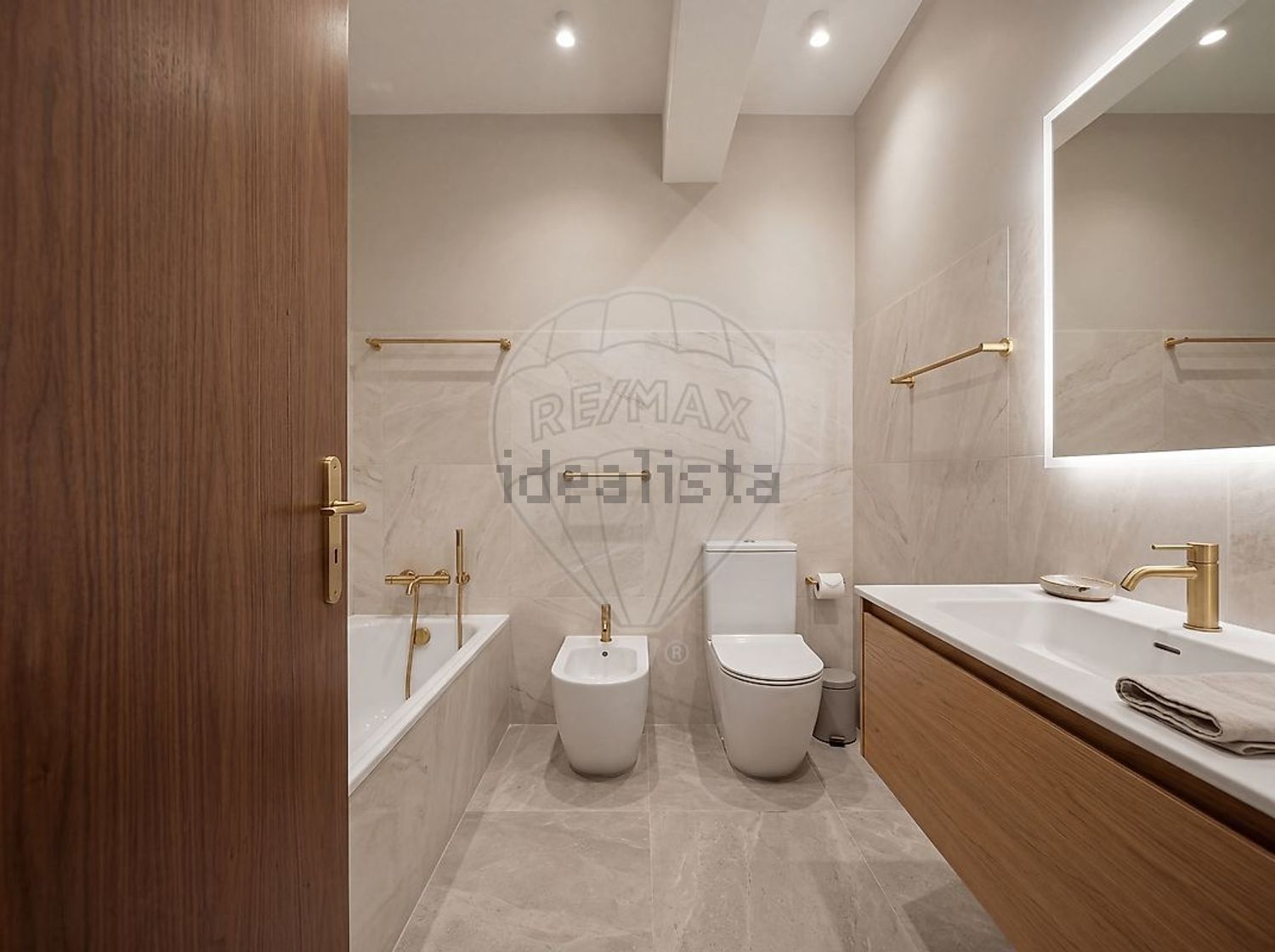 公寓 t3出售在Rua de São João - 卫生间