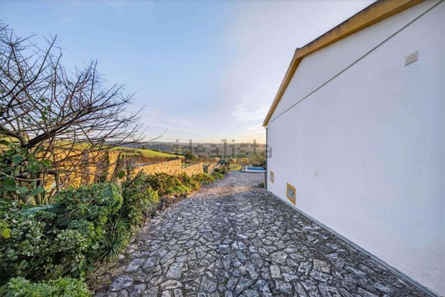 小楼房或独栋别墅出售Sobreiros s/n - 外立面