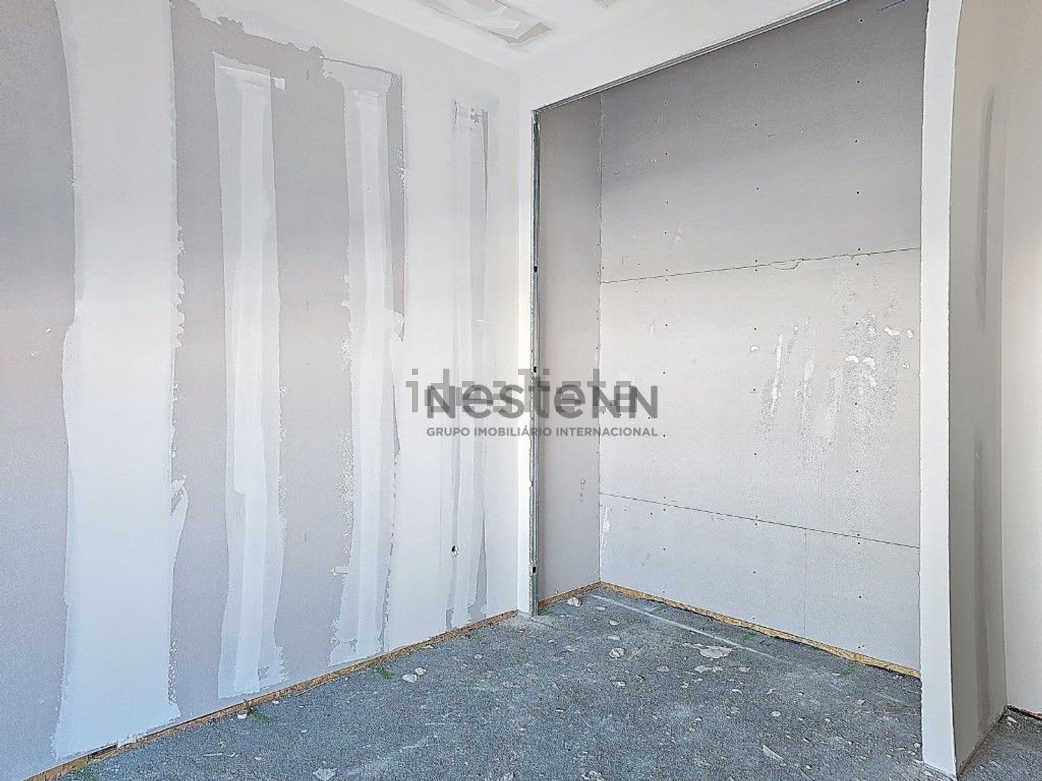 小楼房或独栋别墅出售在Lamas e Cercal - 卧室