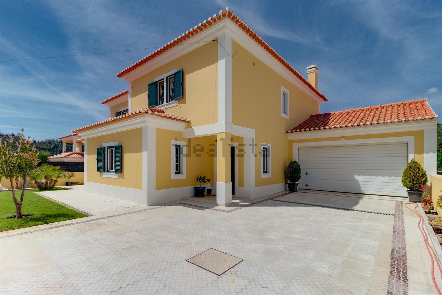 小楼房或独栋别墅出售在Rua do Mosqueiro, 19 - 外立面