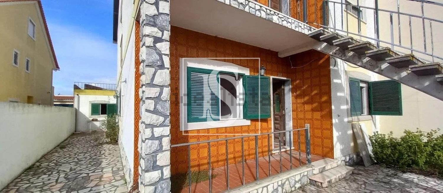 小楼房出售在Alcochete - 外立面