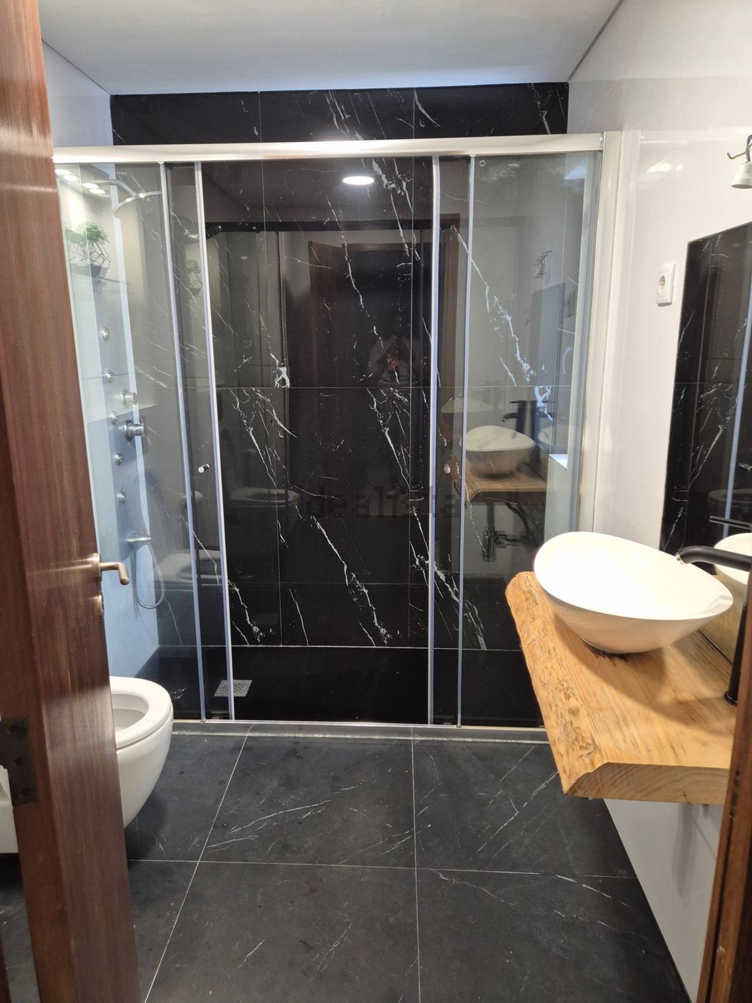 出租房间在Rua Ary dos Santos, 12 - 卫生间