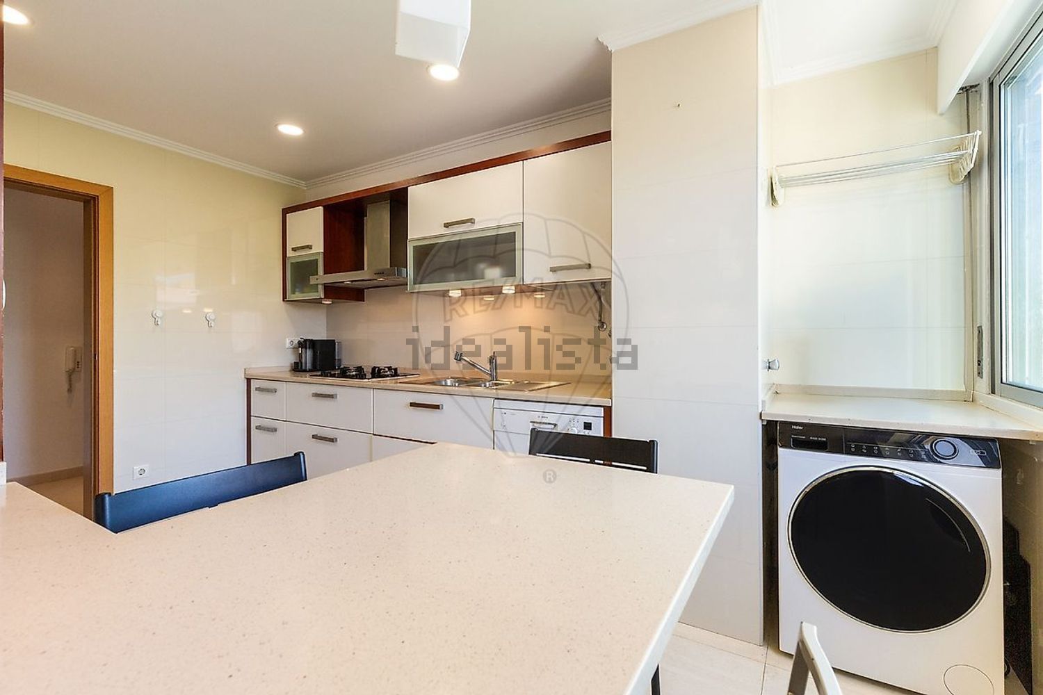 出租公寓 t2在Rua Maria Brown - 厨房