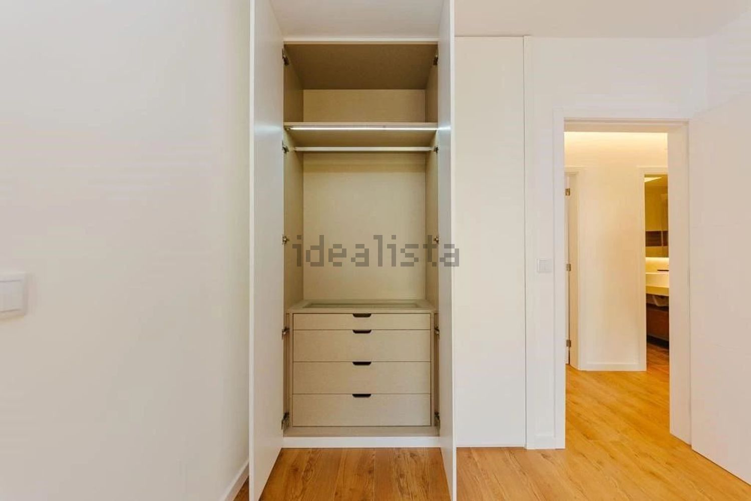 公寓 t3出售在Estrada Santa Sofia, 22 - 试衣间