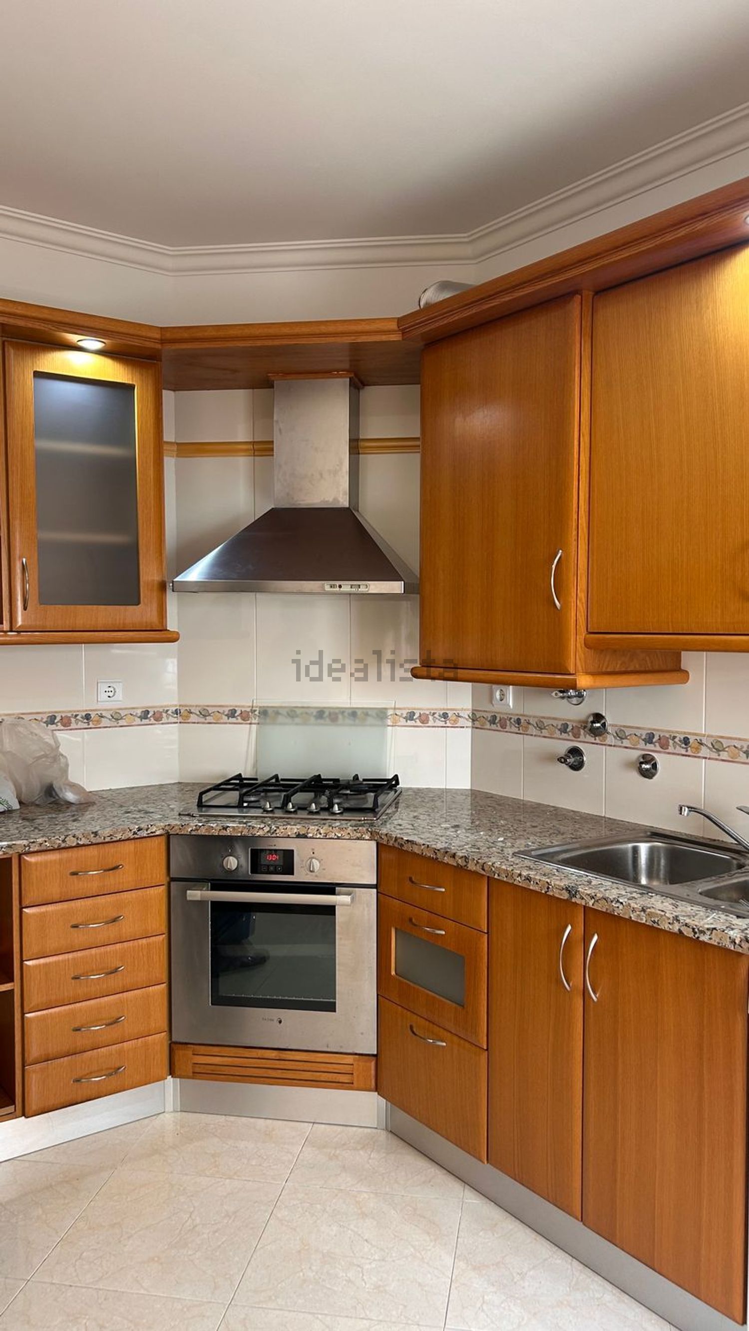 出租房间在Rua Fernão Lopes, 45 - 厨房