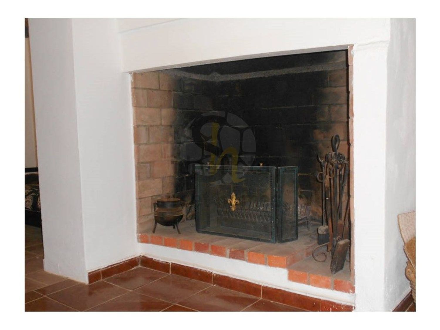 小楼房或独栋别墅出售M1076 - 照片