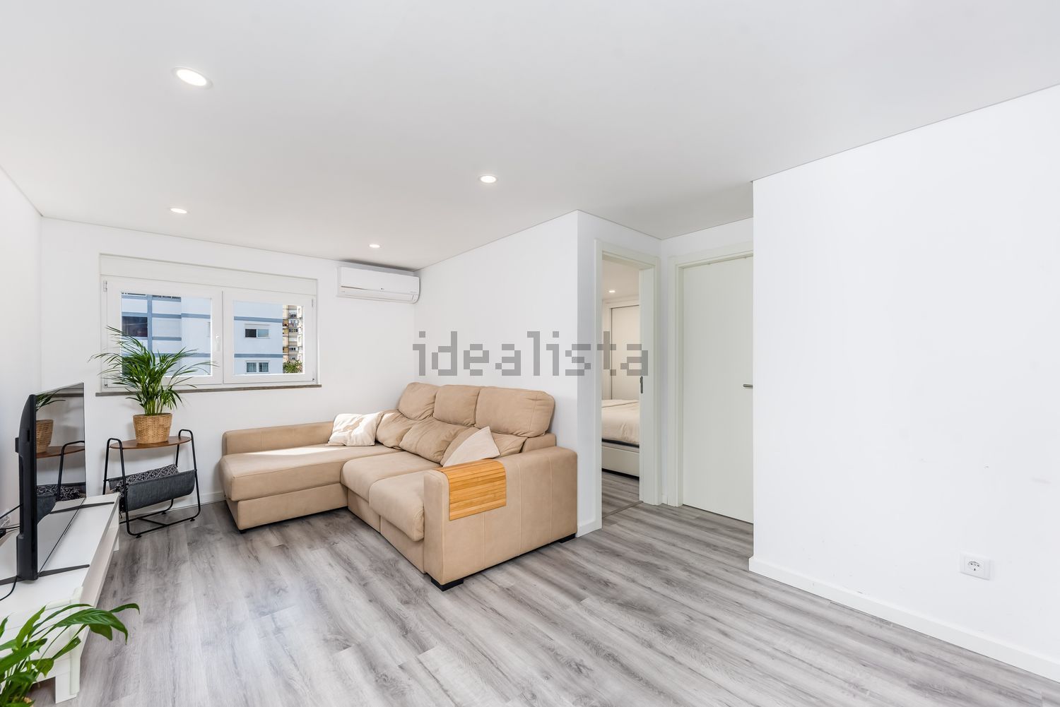 公寓 t3出售在Rua Capitão-Mor Lopes Sequeira - 客厅