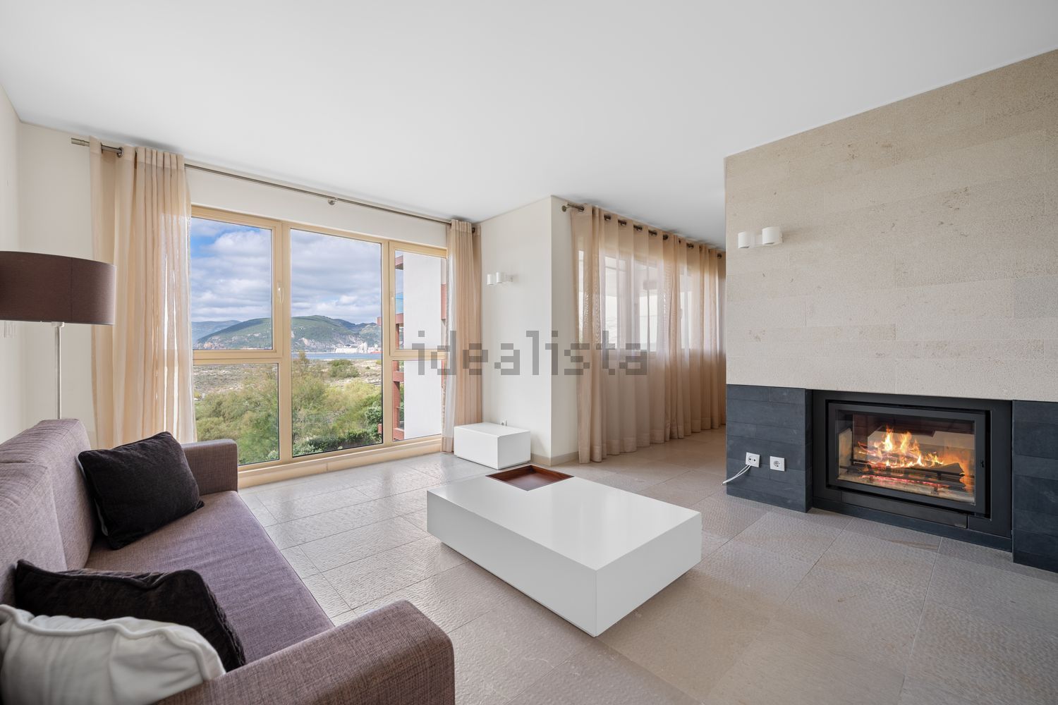 公寓 t2出售在Alameda do Zambujeiro s/n - 客厅