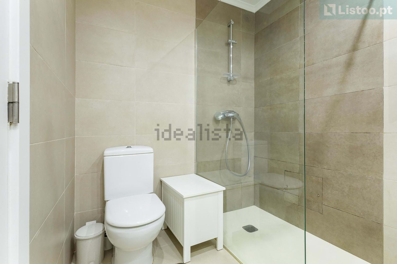 公寓 t3出售在Rua Álvaro Benamor - 卫生间