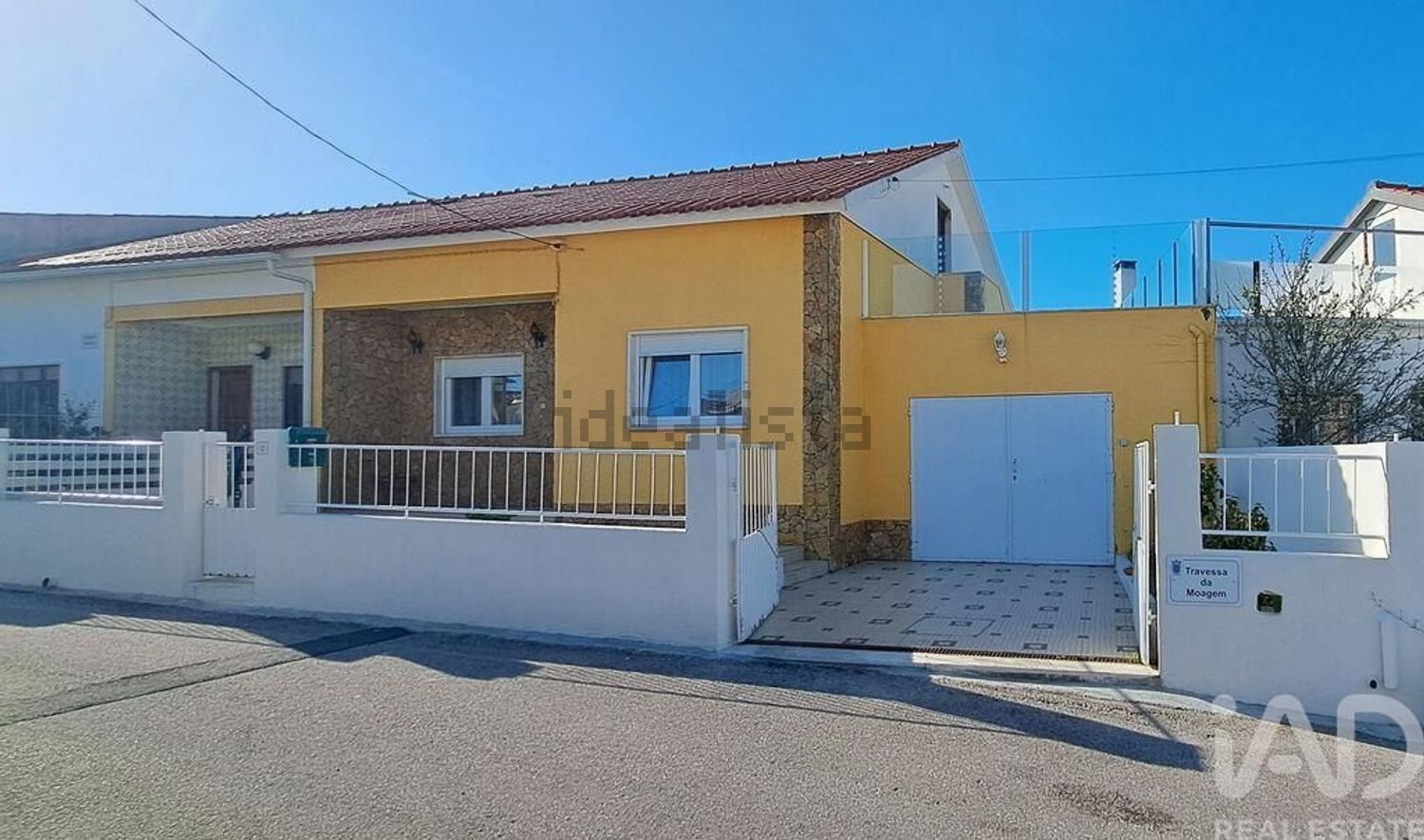 双拼别墅出售在Santa Cruz - 外立面