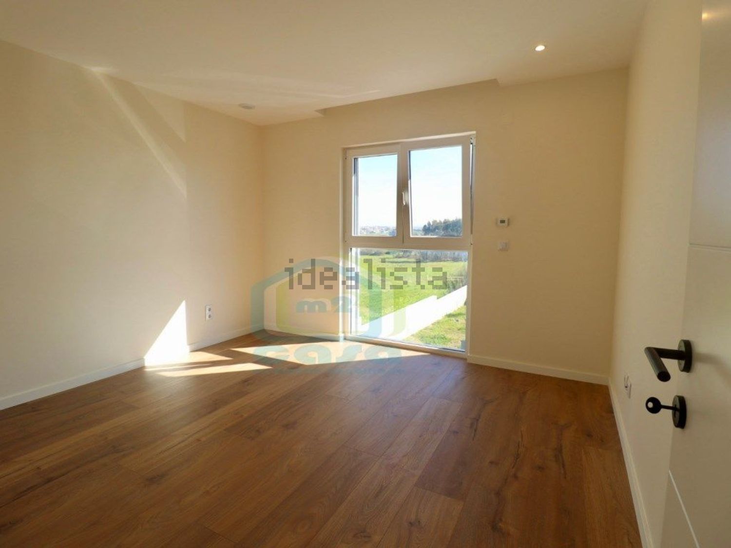 小楼房或独栋别墅出售在Rua das Flores - 居住