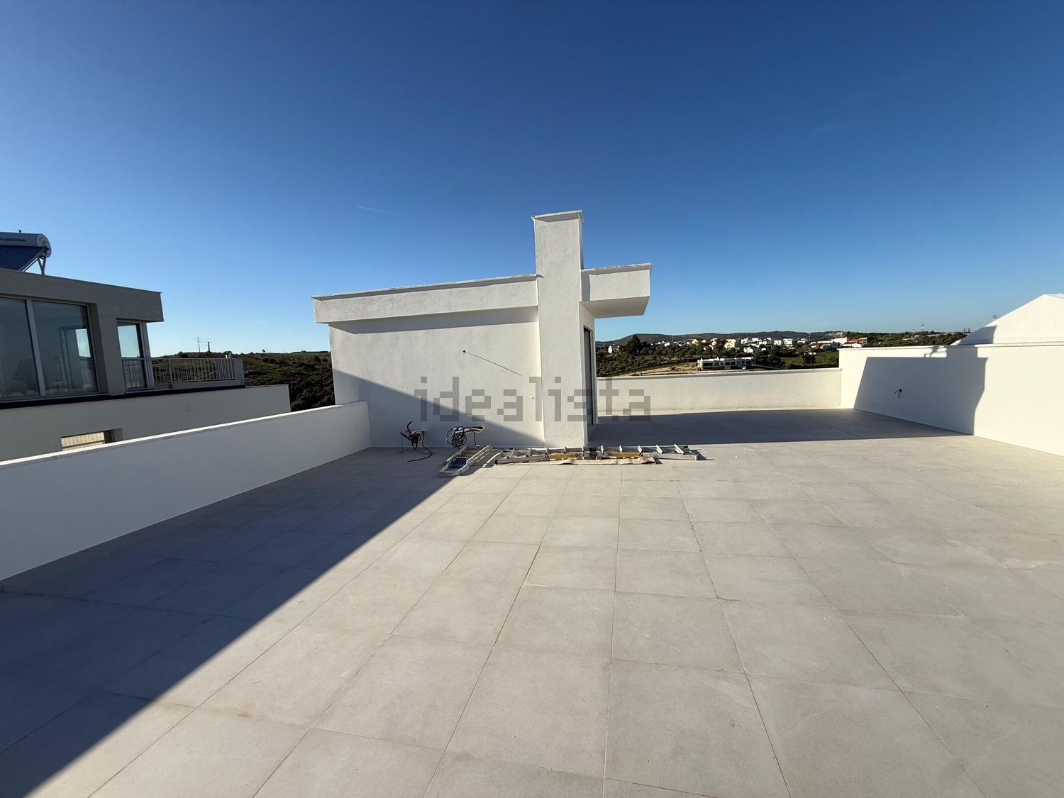 双拼别墅出售在Avenida Raul Brandão, 8 - 阳台