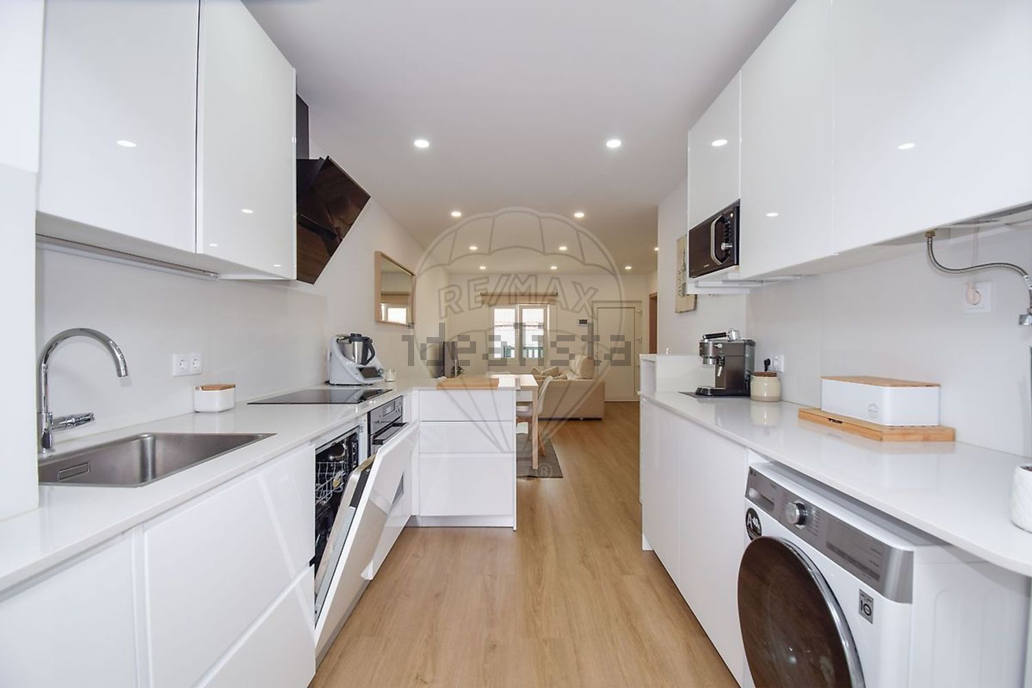 出租公寓 t3在Porto Salvo - 厨房