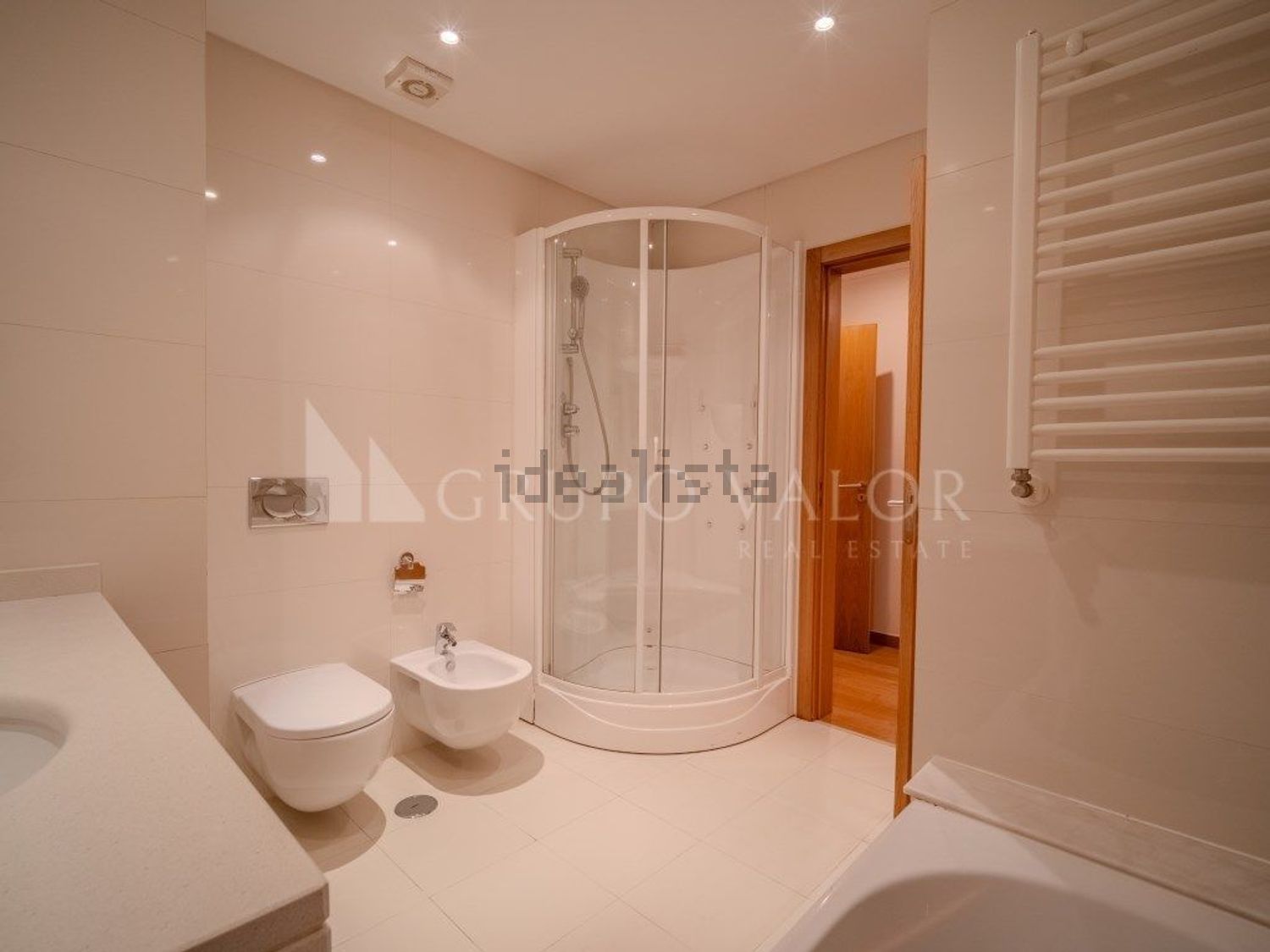 出租公寓 t4在Rua Mato das Cruzadas, 2 - 卫生间