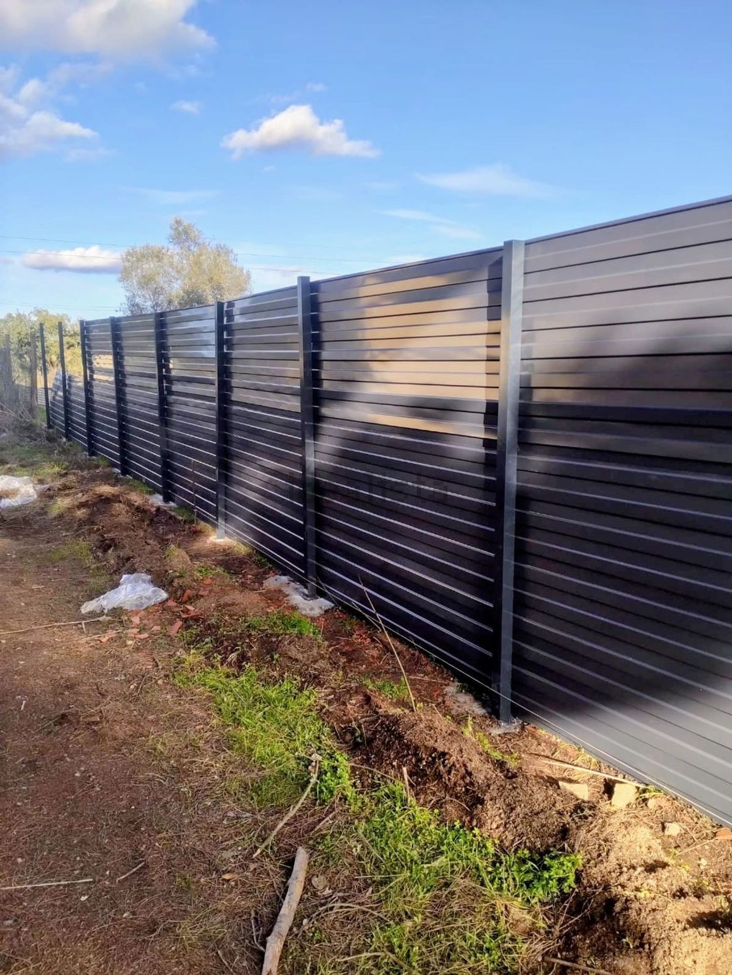 小楼房或独栋别墅出售在Abela - 照片