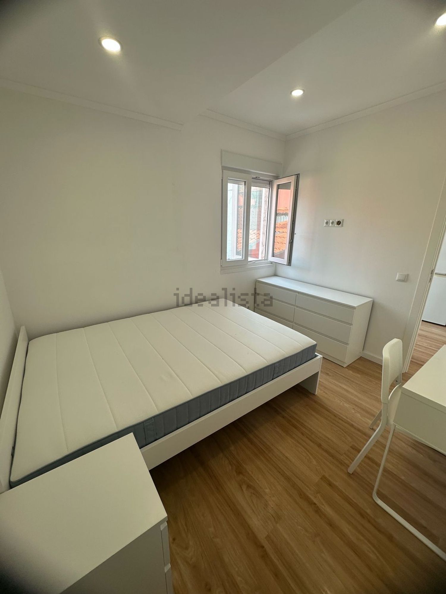 出租房间在Rua Florbela Espanca, 11 - 卧室