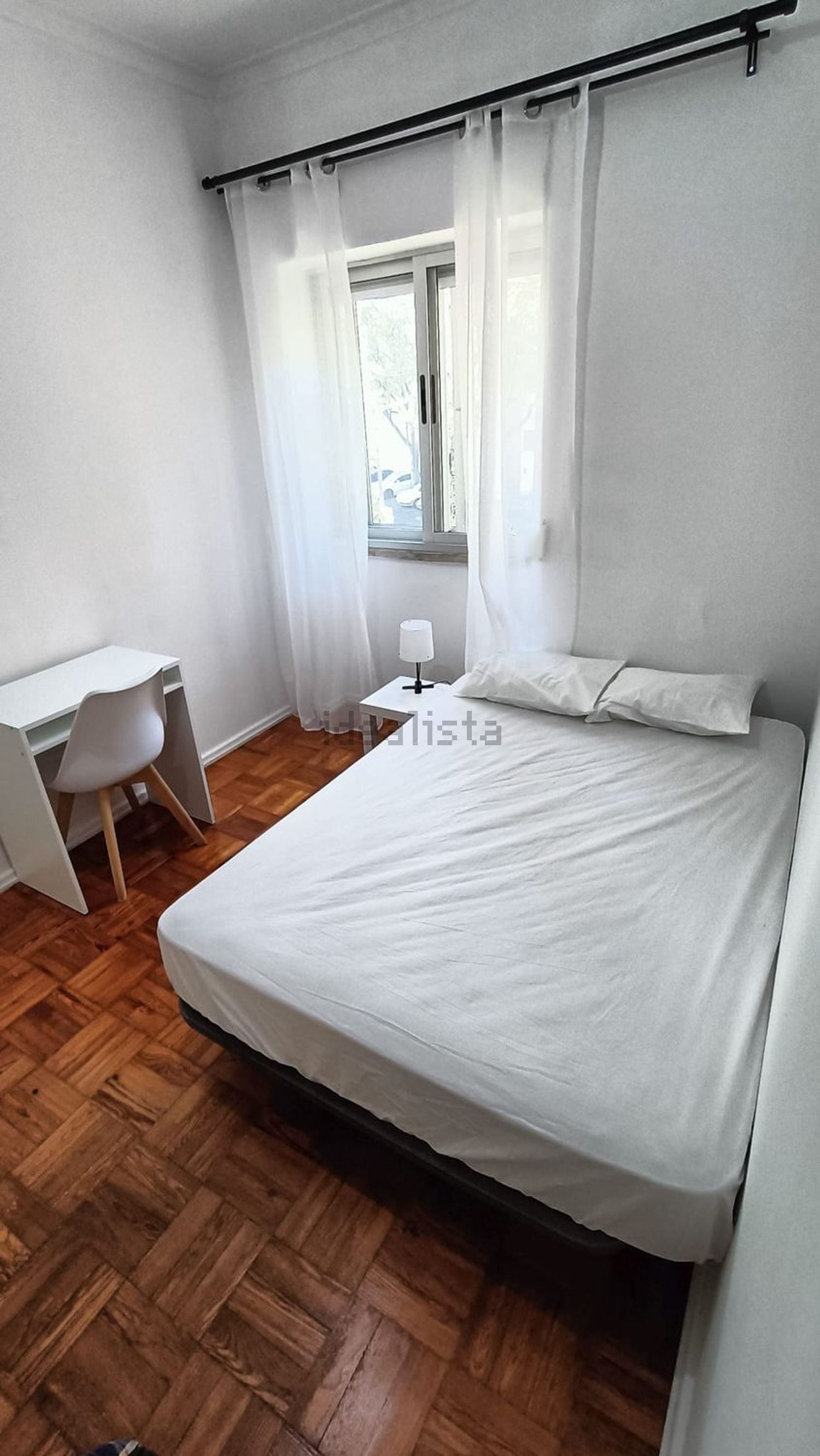 出租房间在Rua Professor José Pinto Correia, 47 - 卧室