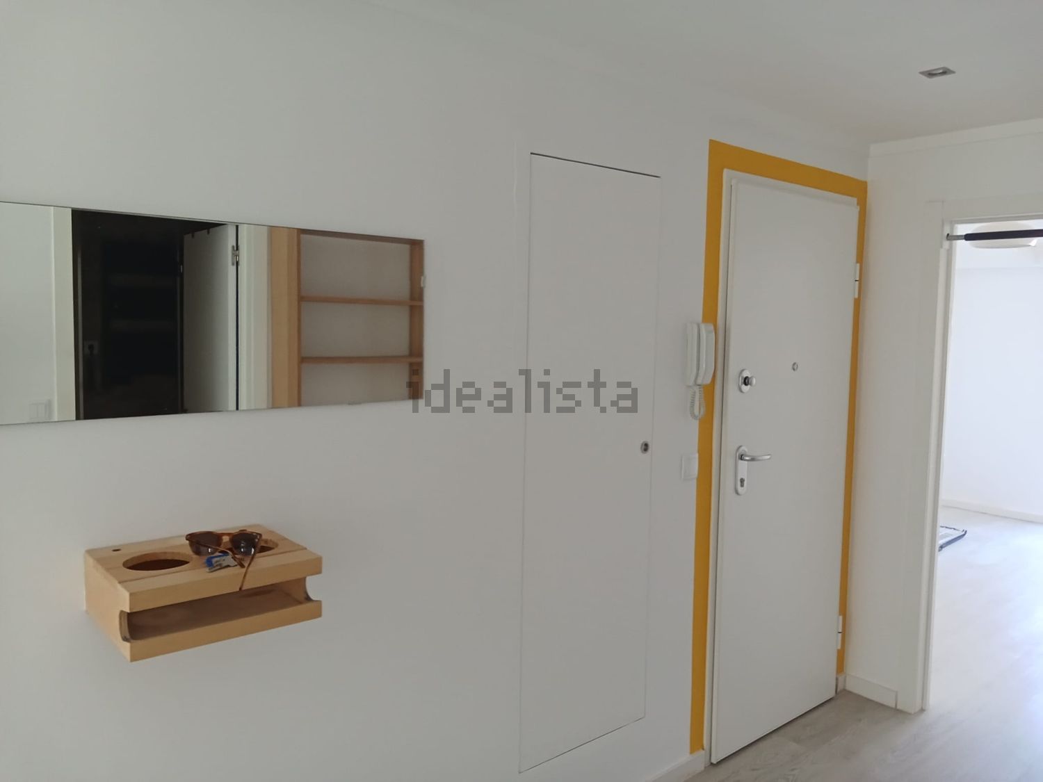 出租公寓 t2在Rua Engenheiro Quartin Graça, 40 - 前厅