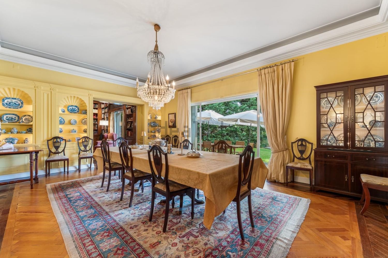 小楼房或独栋别墅出售在Avenida Marechal Carmona - 客厅