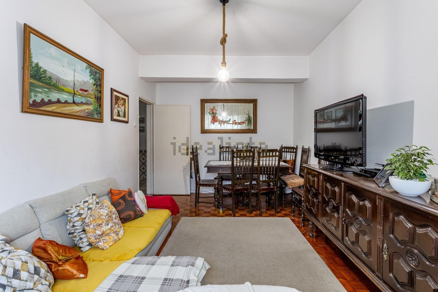 公寓 t3出售在Rua Viana da Mota, 12 - 客厅