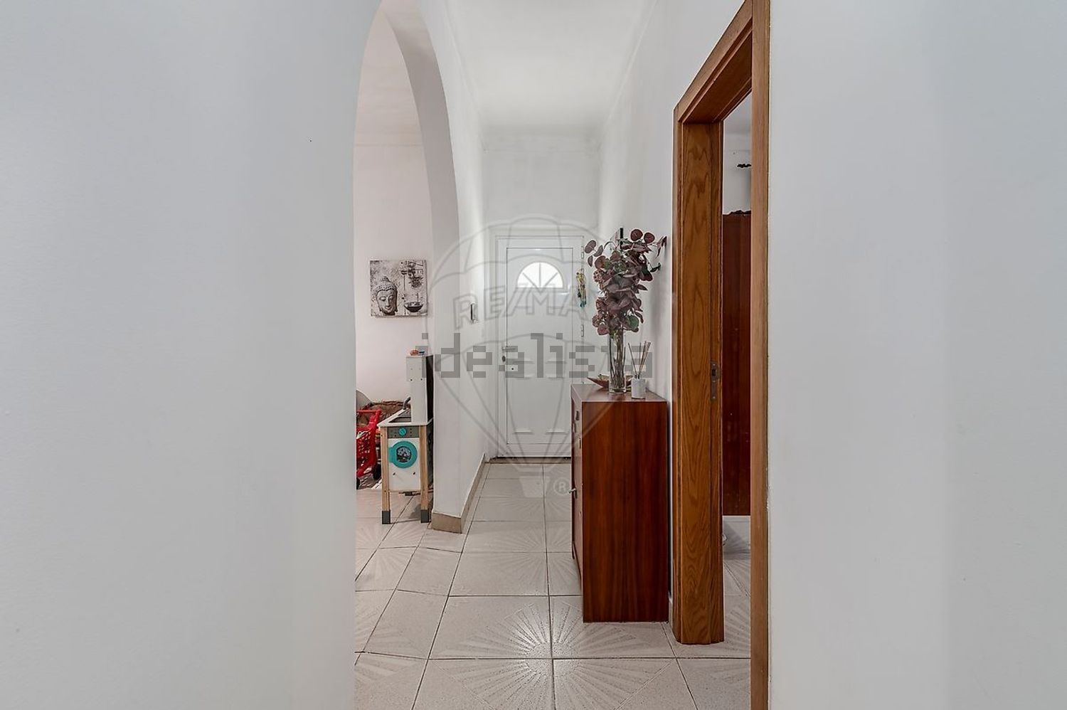 小楼房或独栋别墅出售在Rua Bento de Jesus Caraça - 过道